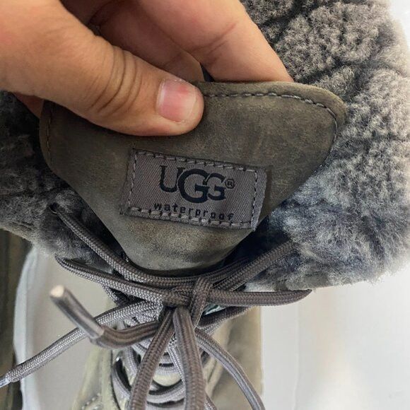 Ugg UGG Waterproof Women’s Shearling Winter Boots Size 8 Size US 8 / IT 38 - 3 Thumbnail