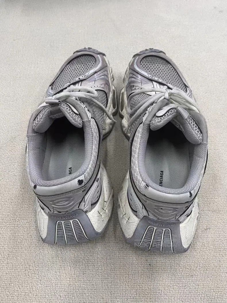 Balenciaga Balenciaga Stapler Low. Size US 10.5 / EU 43-44 - 3 Thumbnail