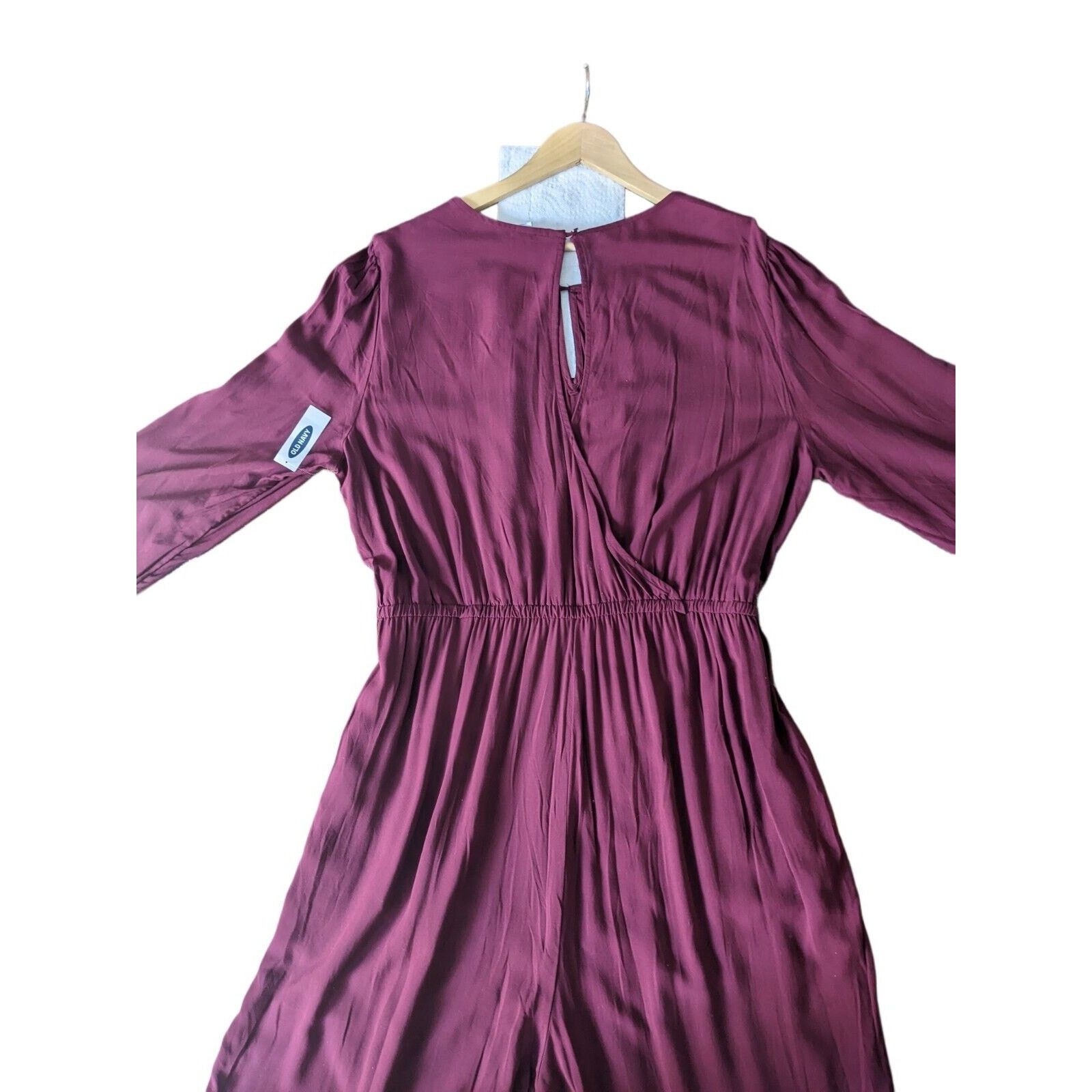 Old Navy Old Navy Jumpsuit/Coverall/Romper XL Long Sleeve Silky Red Size 38" / US 16 / IT 52 - 6 Thumbnail