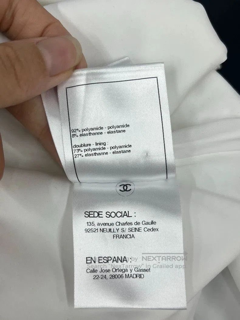 Chanel Chanel 23S White Ruffle Chain Swimsuit. Size US 35 - 7 Thumbnail