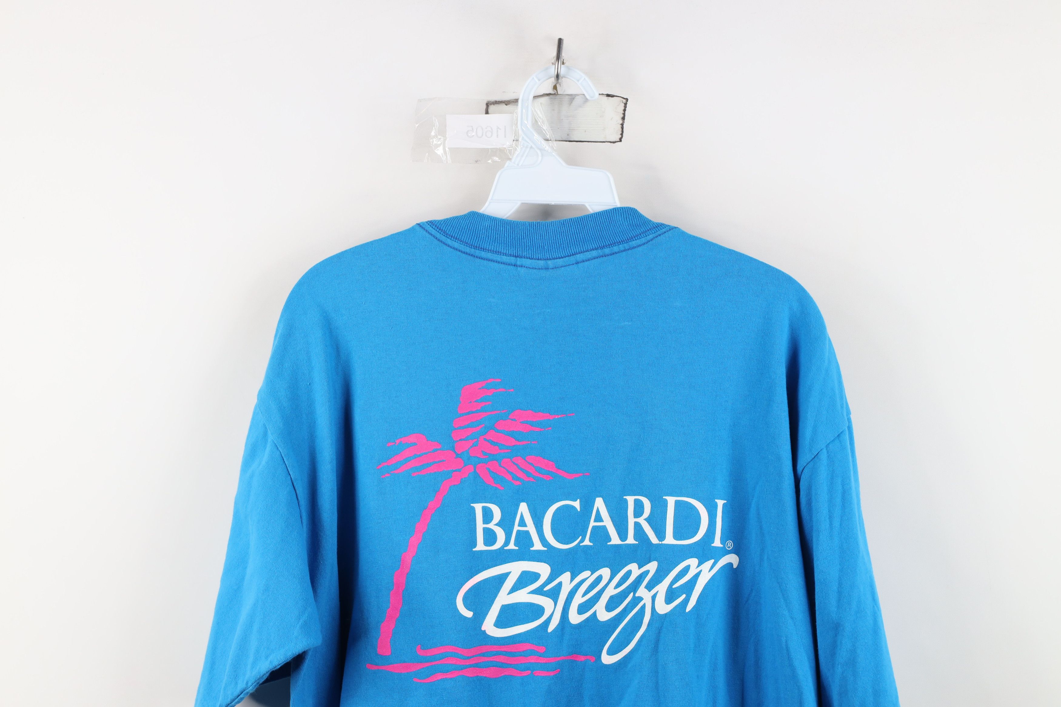 Vintage Vintage 90s Bacardi Rum Breezer Spell Out Pocket T-Shirt USA Size US XL / EU 56 / 4 - 14 Thumbnail