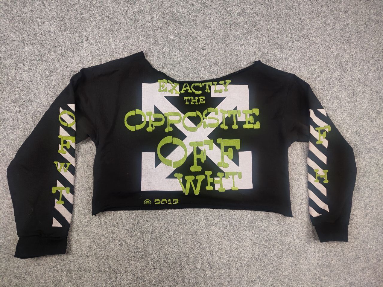 Vintage OFF-WHITE Opposite Arrow Handmad cropped sweatshirt crop top Size L / US 10 / IT 46 - 12 Thumbnail