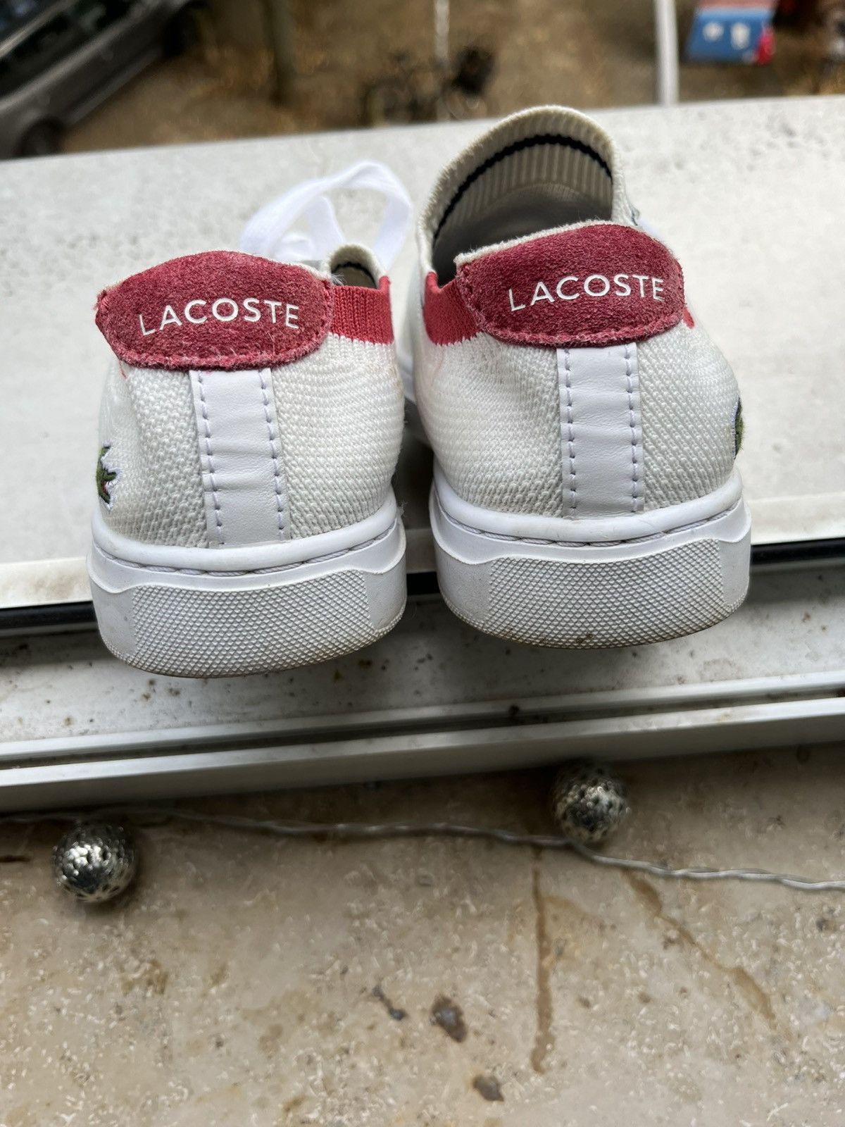 Lacoste Lacoste Women’s La Piquee 120 1 CFA Sneakers, White/Red/Navy Size US 6 / IT 36 - 3 Thumbnail