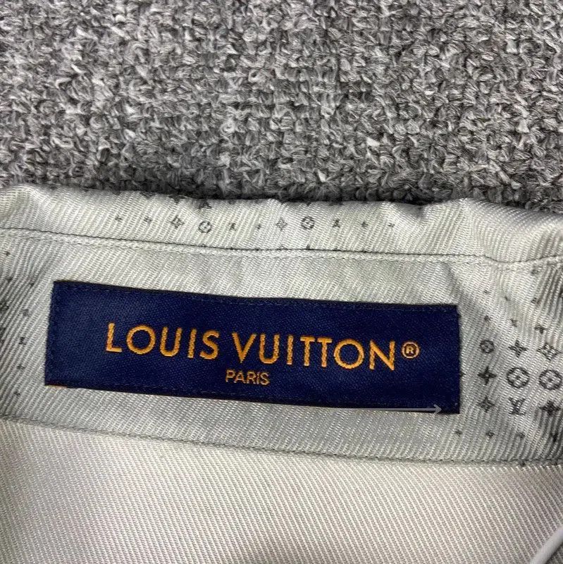 Louis Vuitton Louis Vuitton Light Gray Silk Women's Jacket . Size L / US 10 / IT 46 - 4 Thumbnail