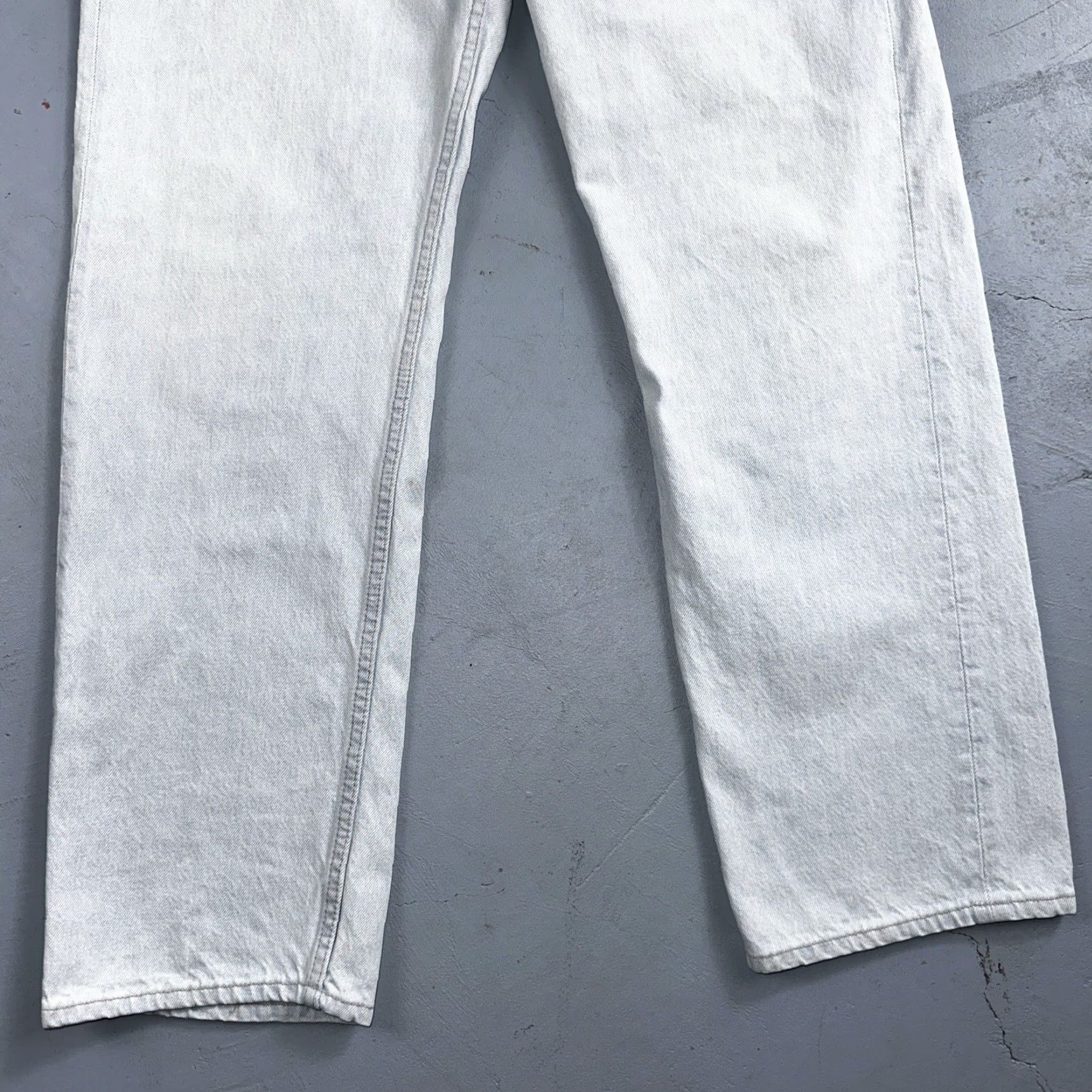 Levi's VINTAGE Levi's 501 Jeans Men Regular Fit Straight Leg 38x30 90s USA Light Wash Cotton Denim Size US 38 / EU 54 - 4 Thumbnail