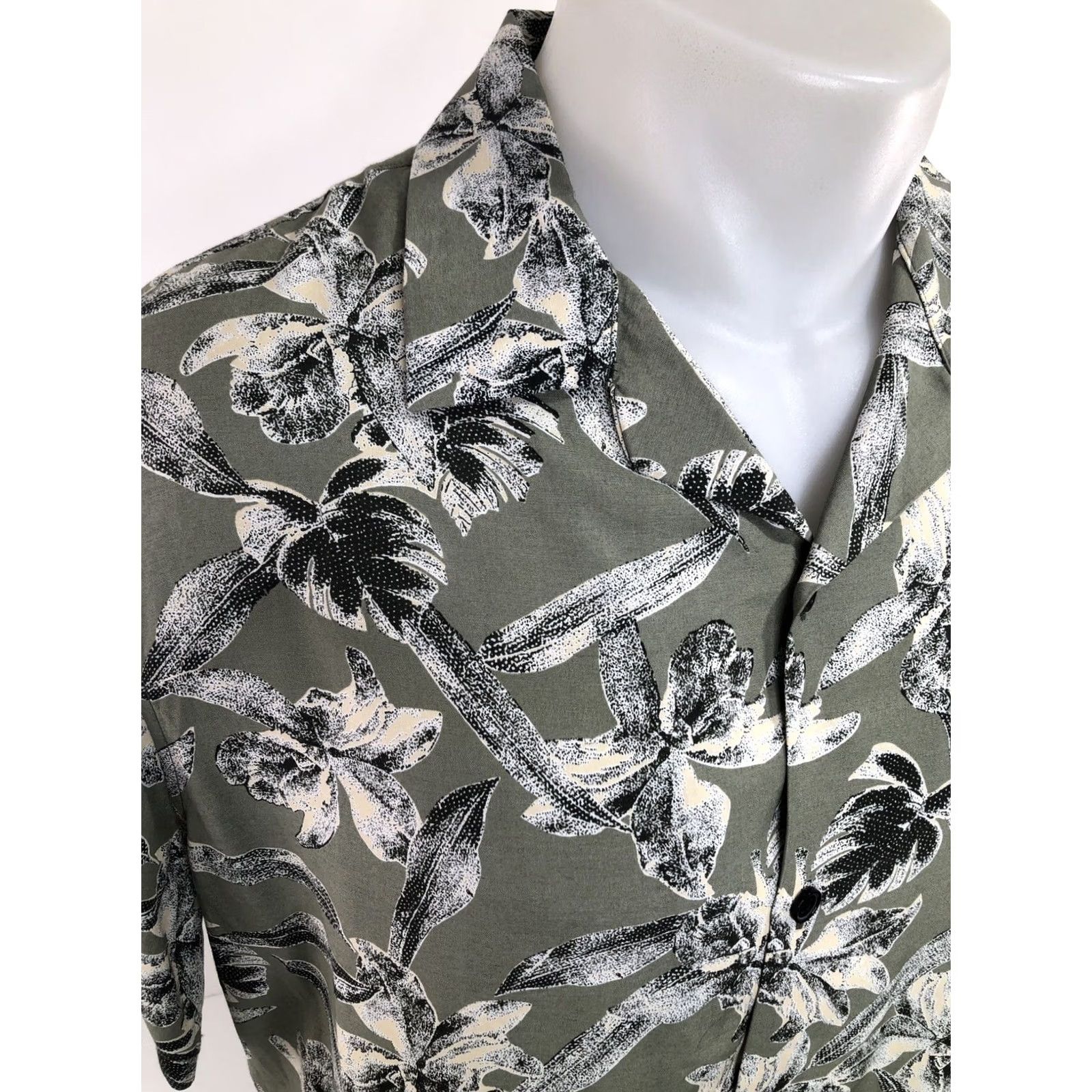 The Kooples THE KOOPLES Floral JAPANESE CLOTH Hawaiian Aloha Island Mens S Shirt EXC Size US S / EU 44-46 / 1 - 2 Thumbnail