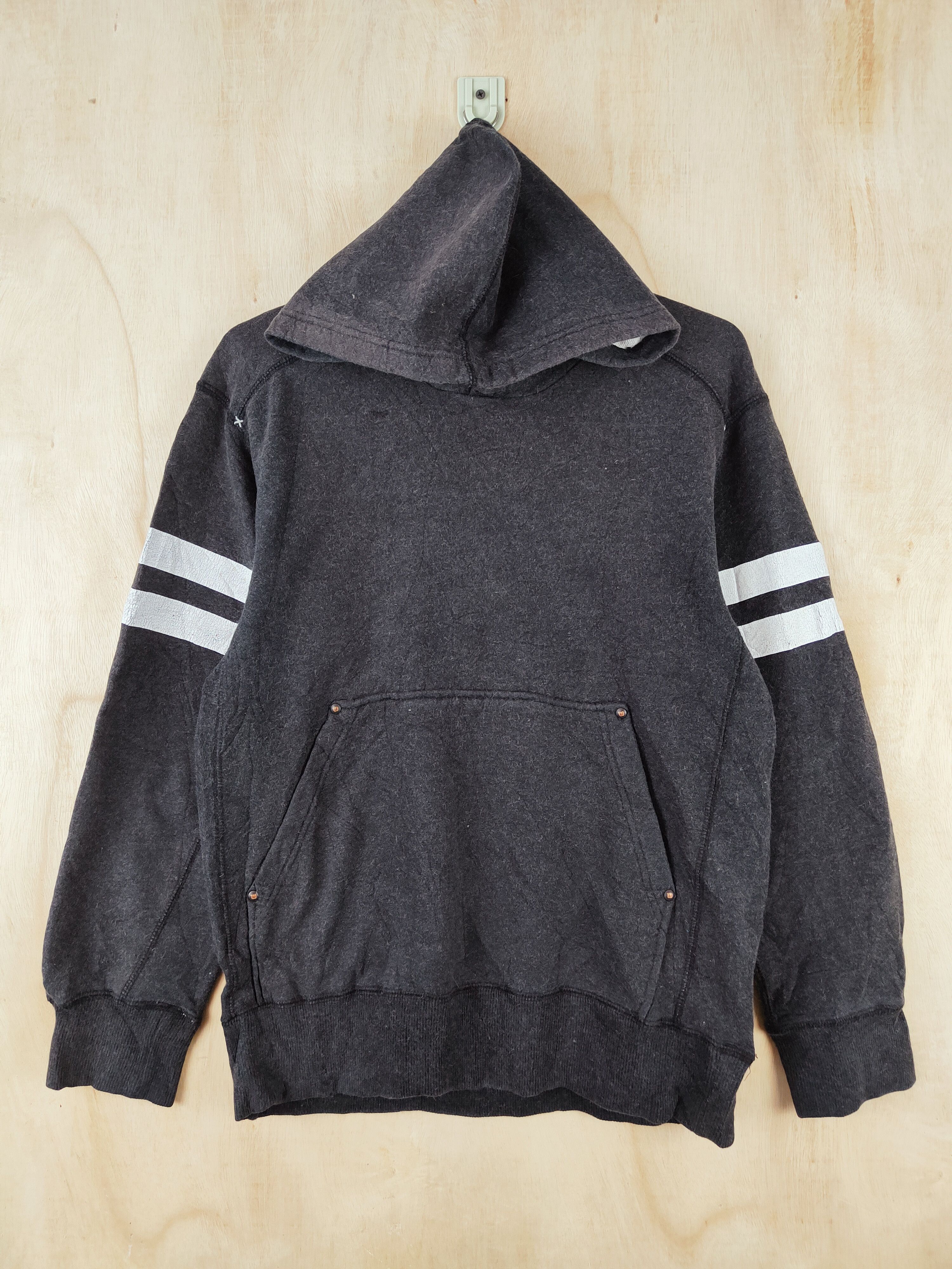 Japanese Brand × Vintage Vintage 💥 Wilson Black Faded Hoodie Sweatshirts Size US L / EU 52-54 / 3 - 1 Thumbnail
