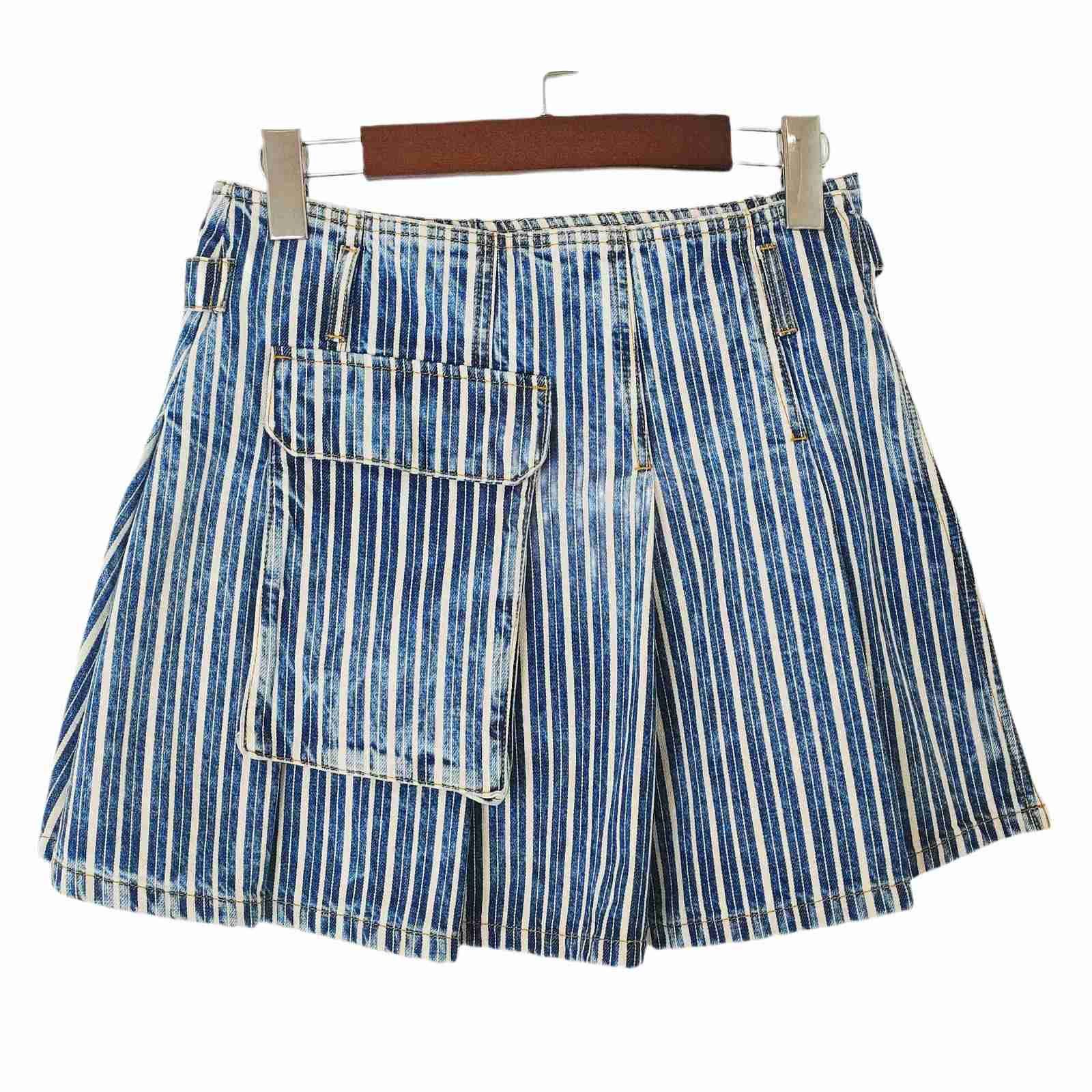 Dior Dior Striped Buckle Denim Mini Skirt Size 36 Size 26" / US 2 / IT 38 - 1 Thumbnail