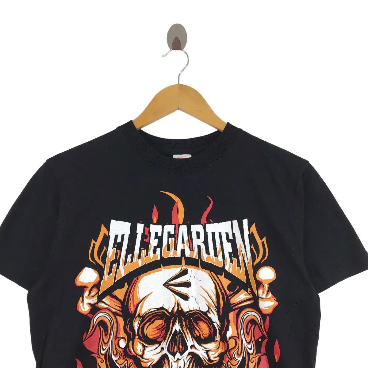 Vintage ELLEGARDEN SKULL SHIT Japan Band Punk Eleven Fire Tee Shirt Size US S / EU 44-46 / 1 - 3 Thumbnail