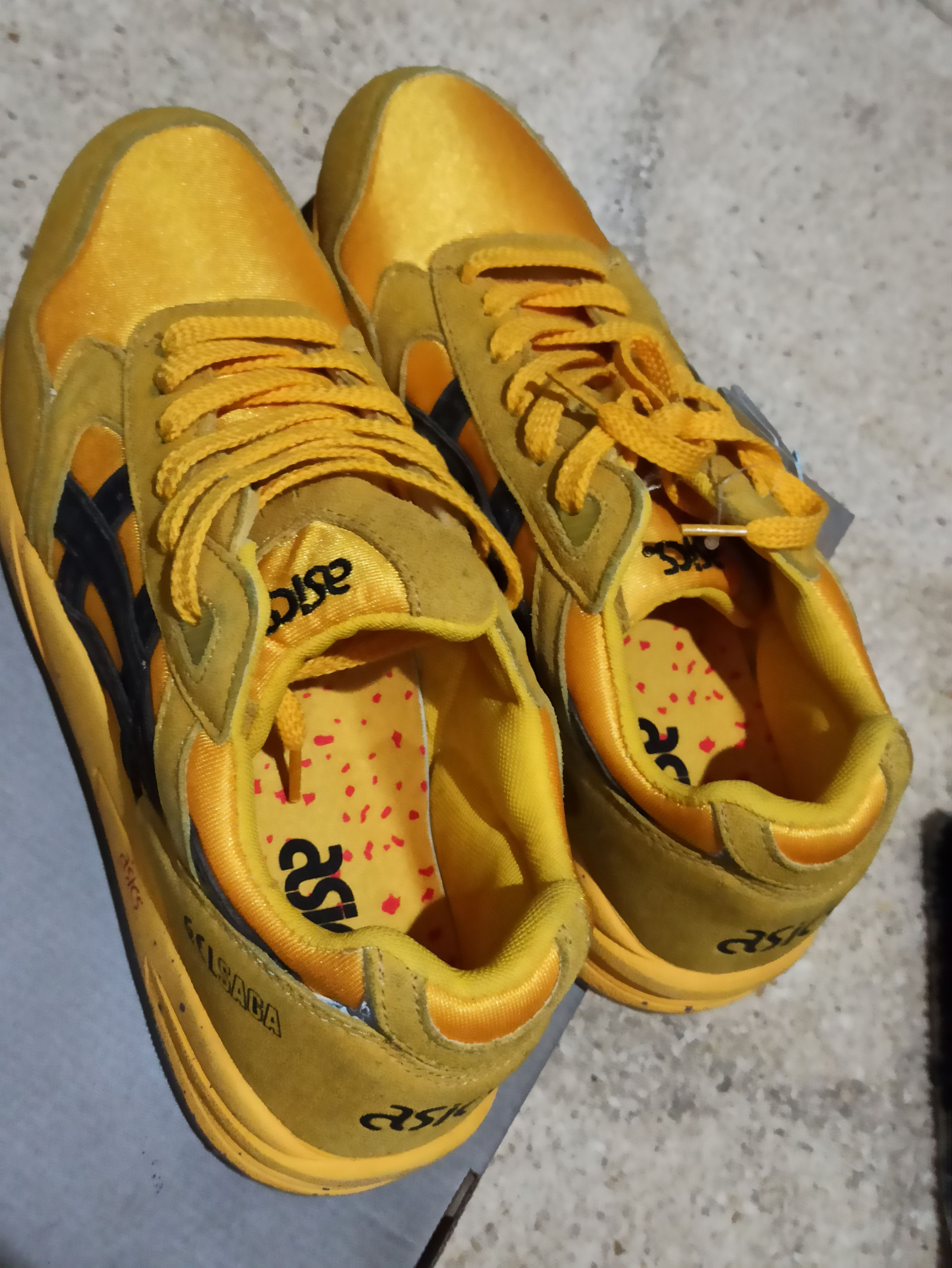 Asics Asics Gel Saga Kill Bill edition RARE! Size US 10 / EU 43 - 5 Thumbnail