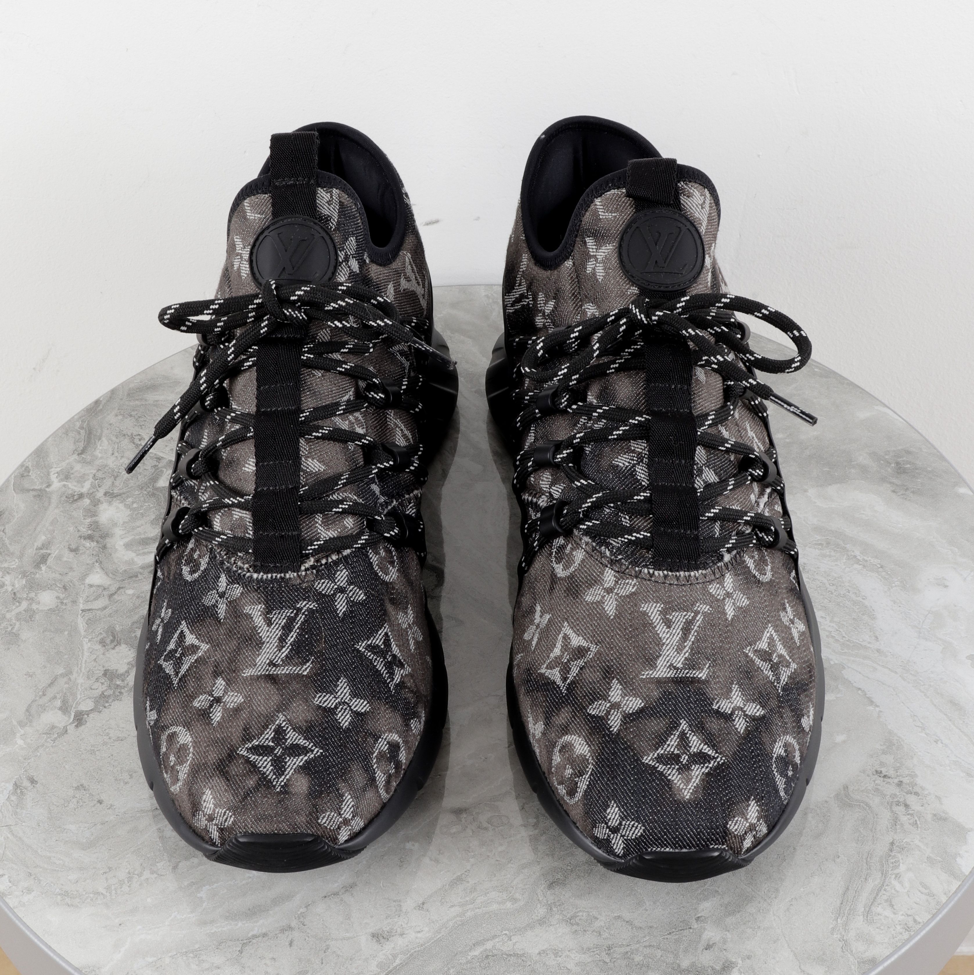 Louis Vuitton Louis Vuitton Fastlane Denim Black Monogram Sneakers Size US 9.5 / EU 42-43 - 2 Thumbnail