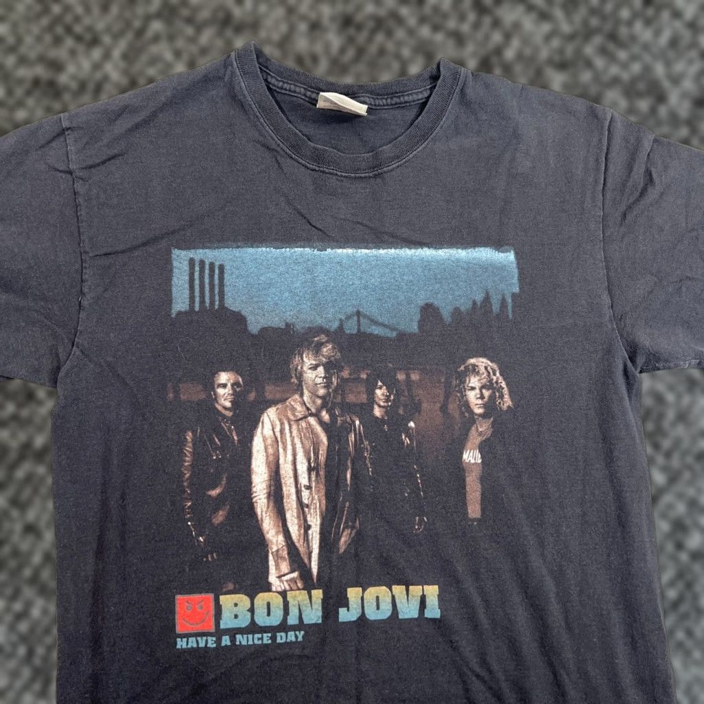 Hanes VINTAGE Bon Jovi Have A Nice Day Tour Concert T-Shirt M Black Short Sleeve Mens Size US M / EU 48-50 / 2 - 1 Thumbnail