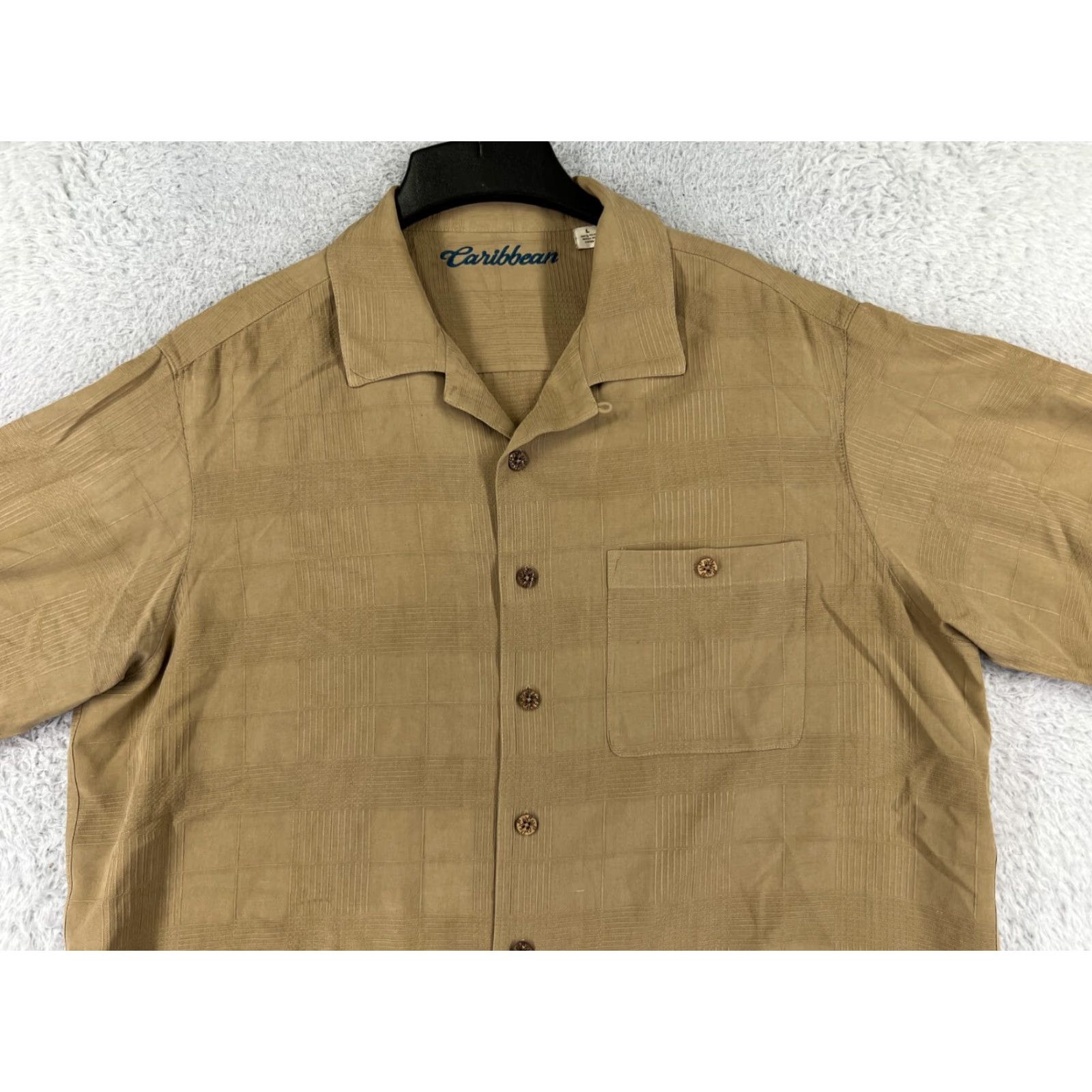 Vintage Caribbean Men's Large Beige Short Sleeve Button-Up Shirt Geometric Pattern 100% Silk Aloha Outdoor Size US L / EU 52-54 / 3 - 6 Thumbnail