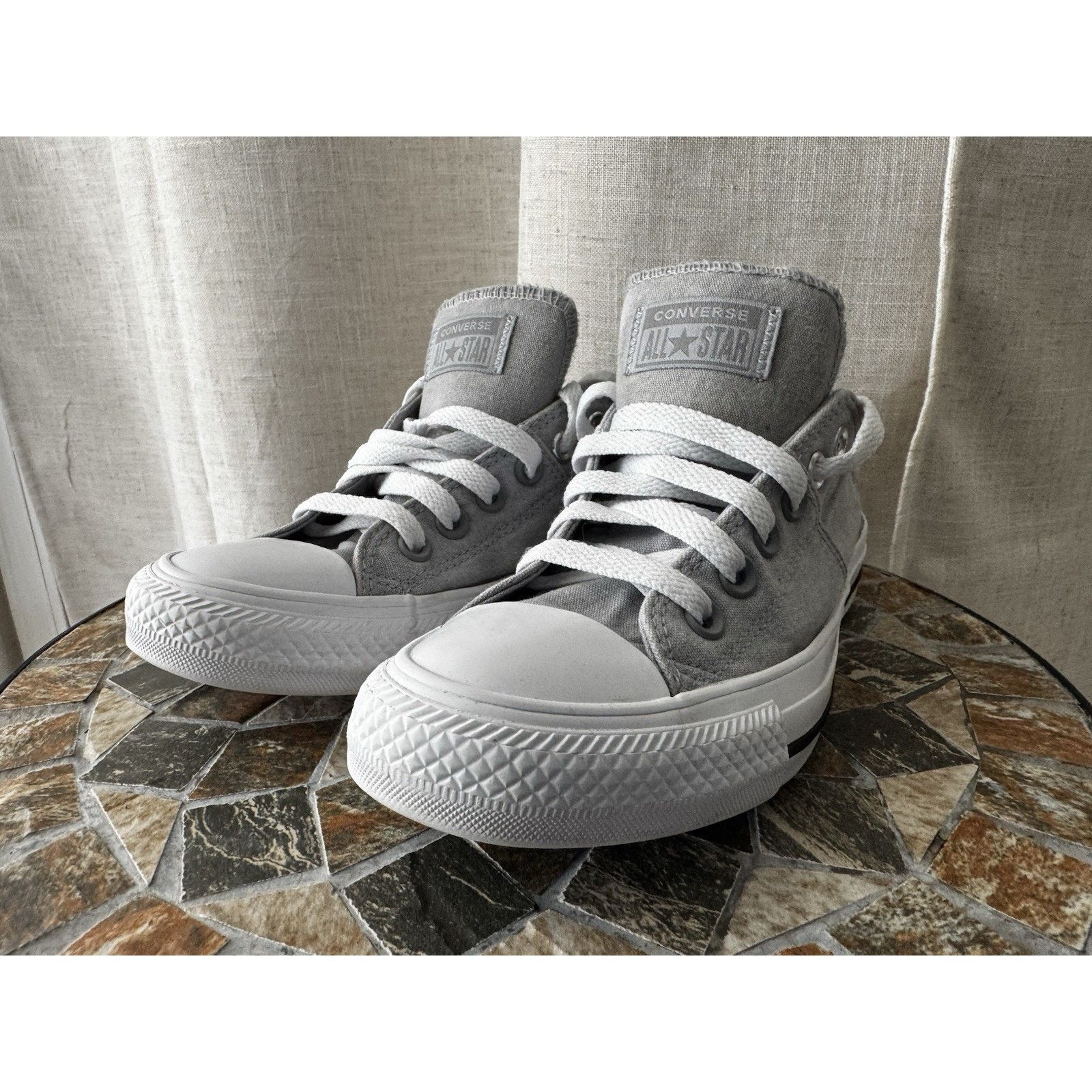 Converse Converse Chuck Taylor All Star Low Wolf Grey Size Women’s 7 Size US 7 / IT 37 - 1 Thumbnail