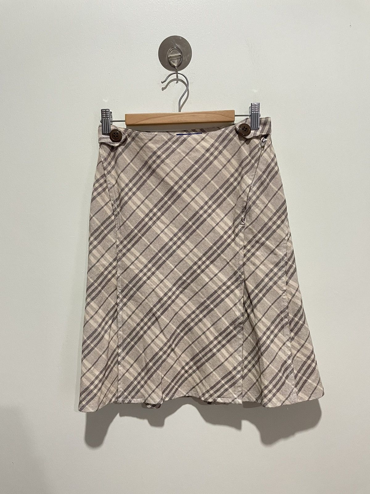 Burberry × Designer × Vintage Burberry Tan Novacheck Midi skirt Size 27" / US 4 / IT 40 - 1 Thumbnail