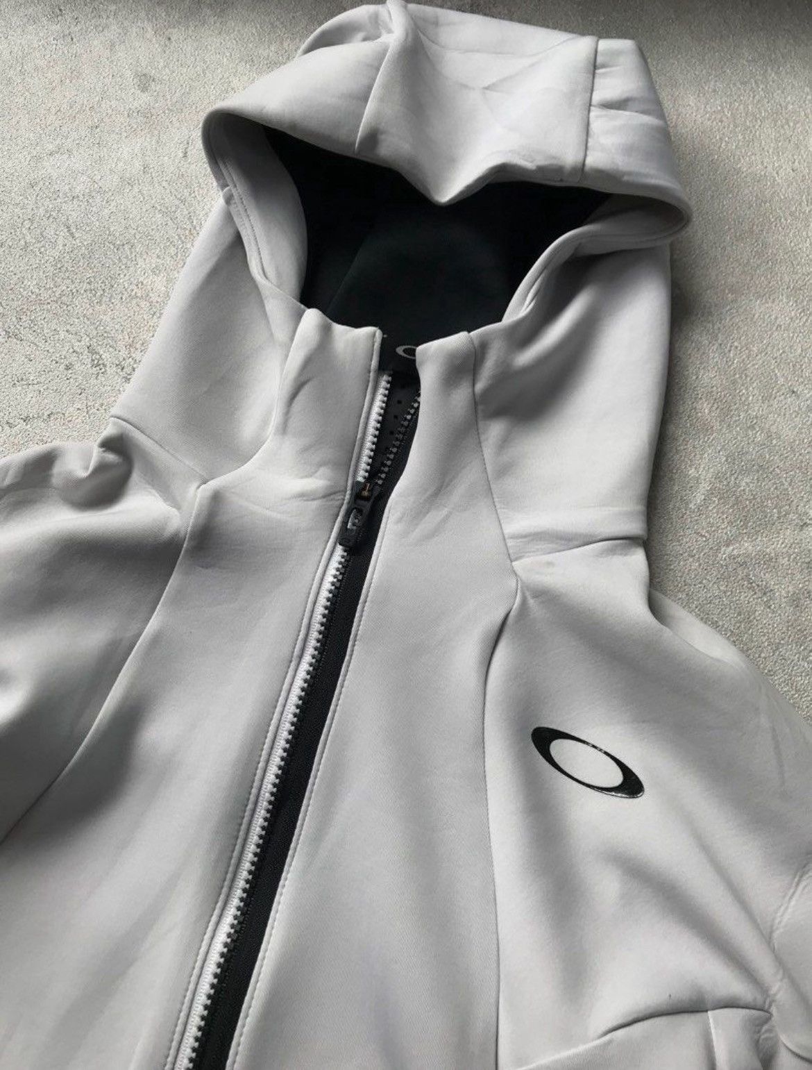 Oakley Oaklet Dry Tech Fleece Windrunner Full Zip Hoodie Size US L / EU 52-54 / 3 - 1 Thumbnail