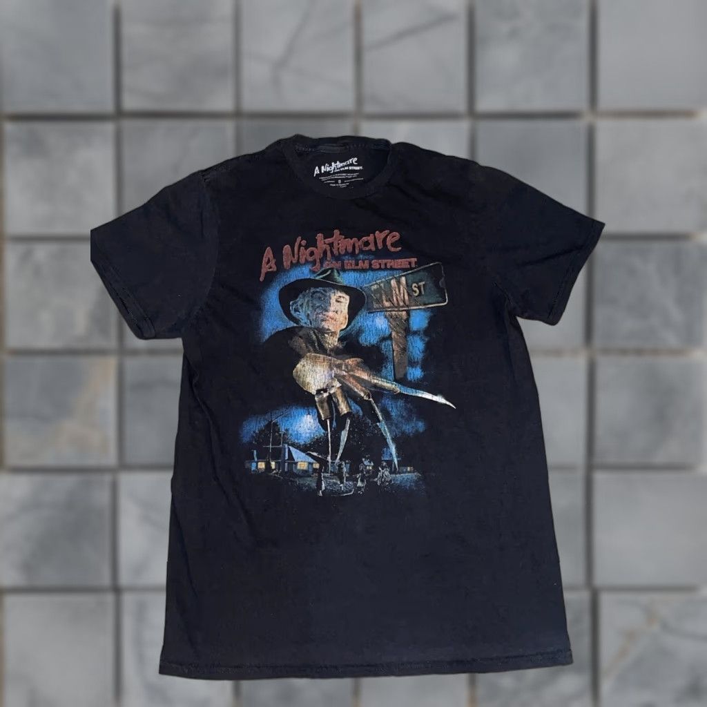Vintage A Nightmare On Elm Street Shirt Mens Small Black Horror Nightmare On Elm Street 16x24 T-Shirt Graphic Print Logo Crew Neck Short Sleeve CDL Size US S / EU 44-46 / 1 - 1 Thumbnail