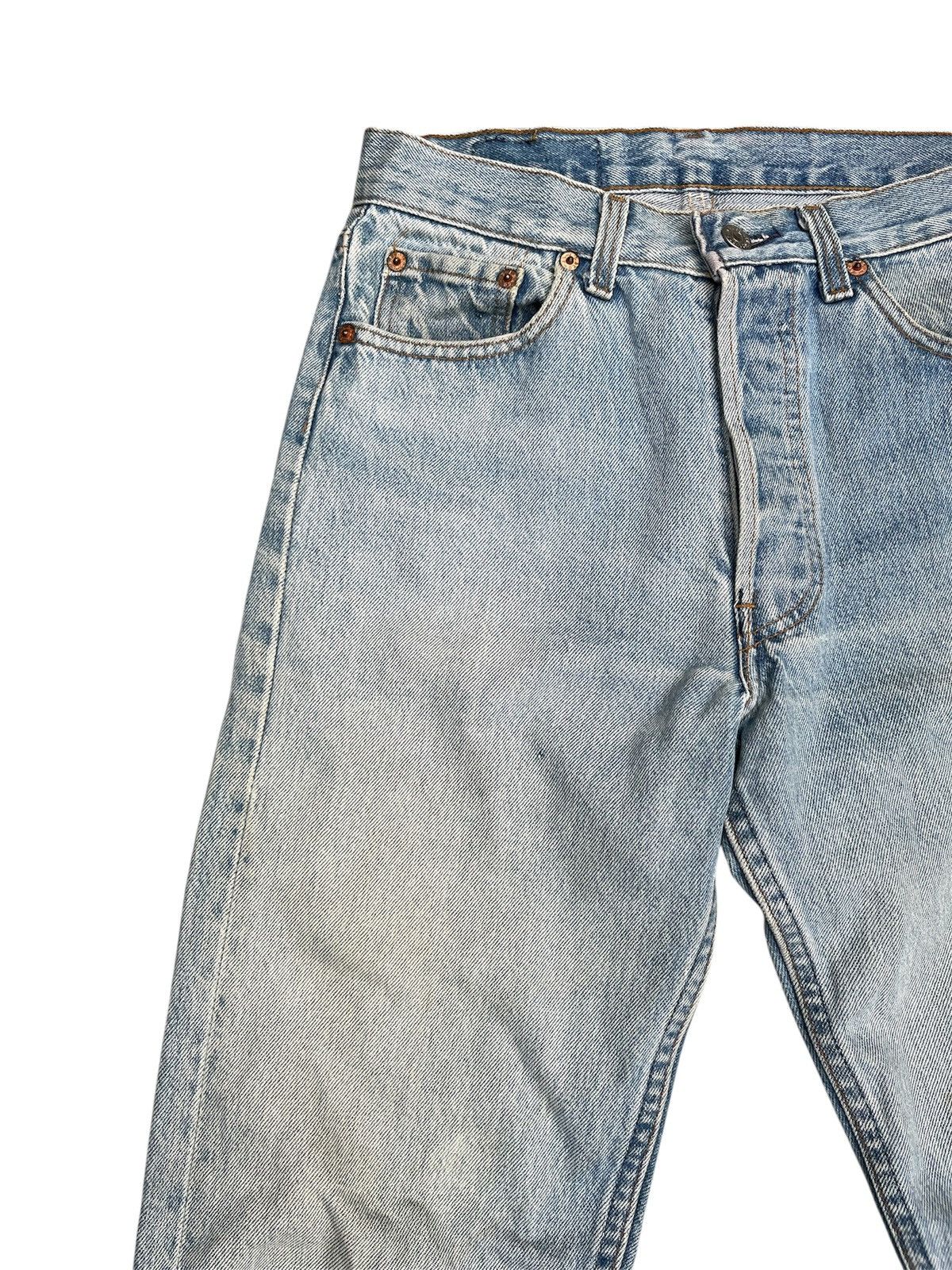 Levi's Vintage Clothing Vintage 90s Levis 501 USA Perfect Sun Faded Jeans Size US 30 / EU 46 - 4 Thumbnail