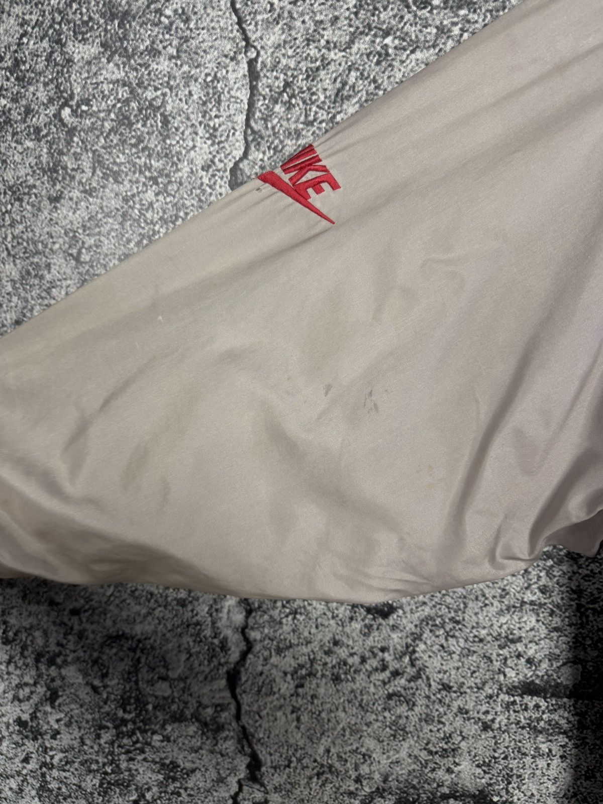 Nike Rare Nike Vintage 90s Bomber Jacket USA Logo Retro Size L Size US L / EU 52-54 / 3 - 19 Thumbnail