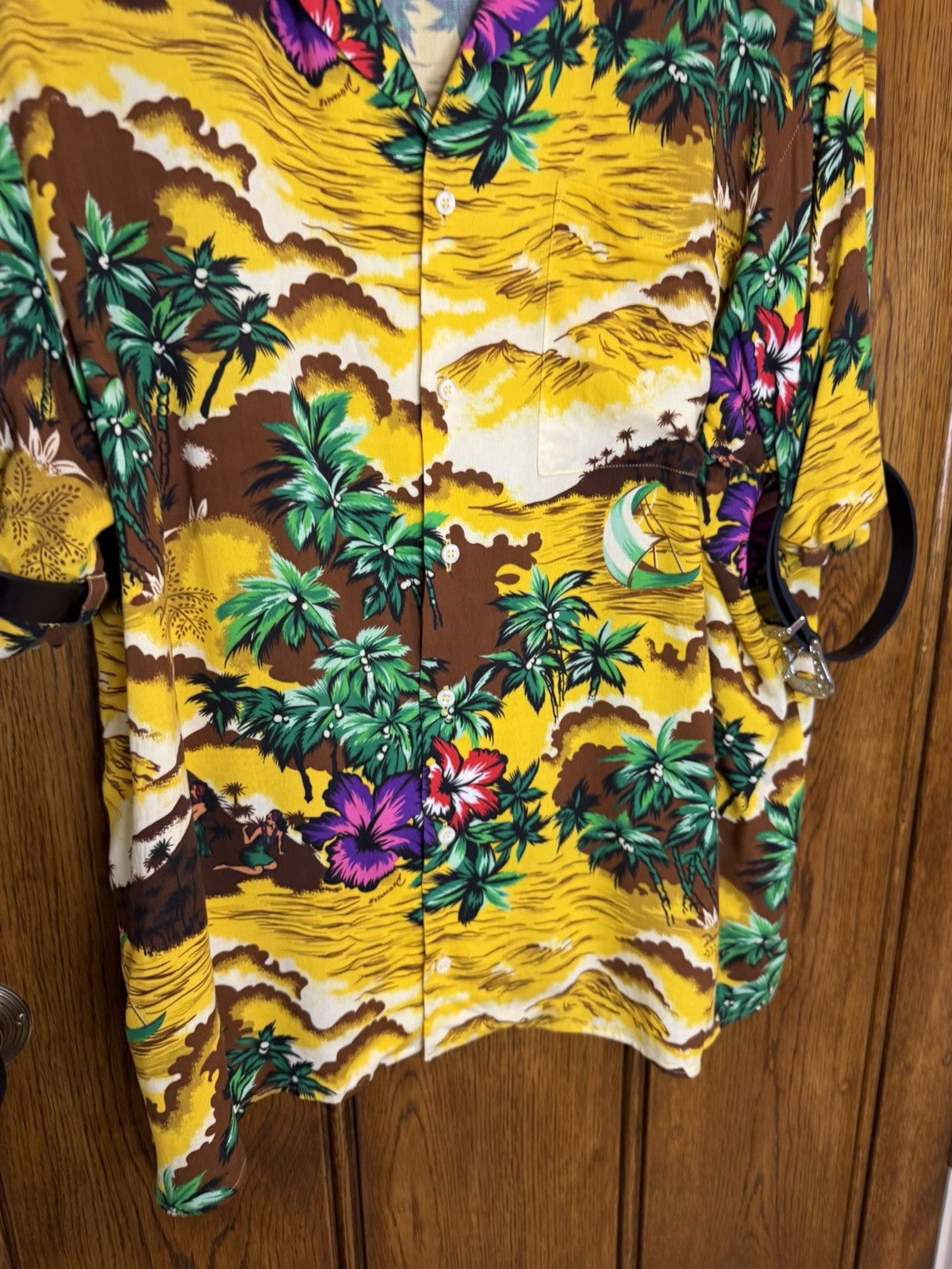 Dsquared2 SS18 Dsquared2 leather strap buckle Hawaiian floral shirt Size US M / EU 48-50 / 2 - 13 Thumbnail