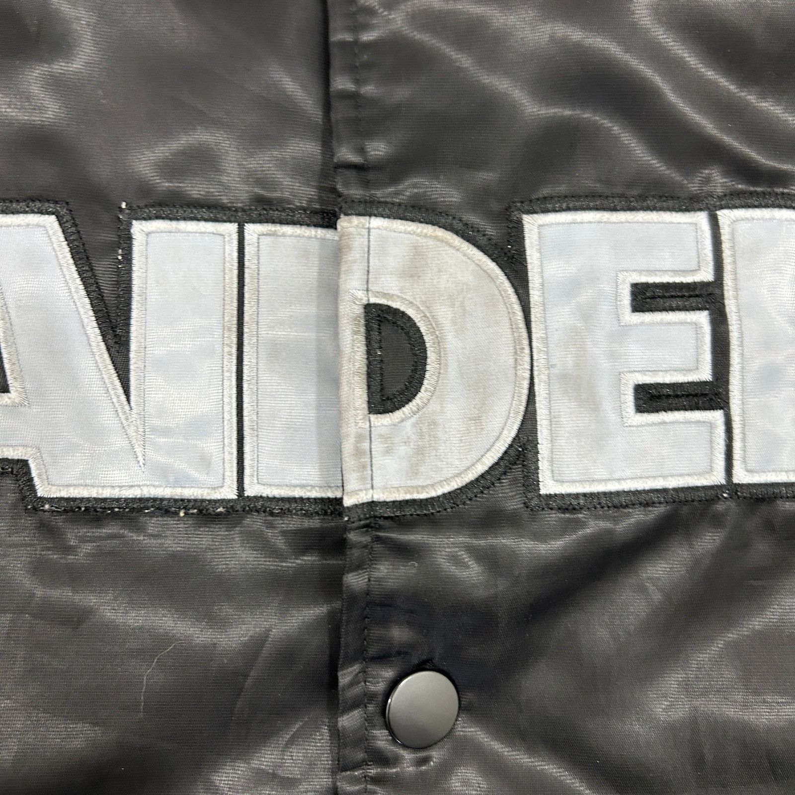 Starter Vintage 90s NFL Starter Raiders Satin Football Jacket Size US M / EU 48-50 / 2 - 2 Thumbnail
