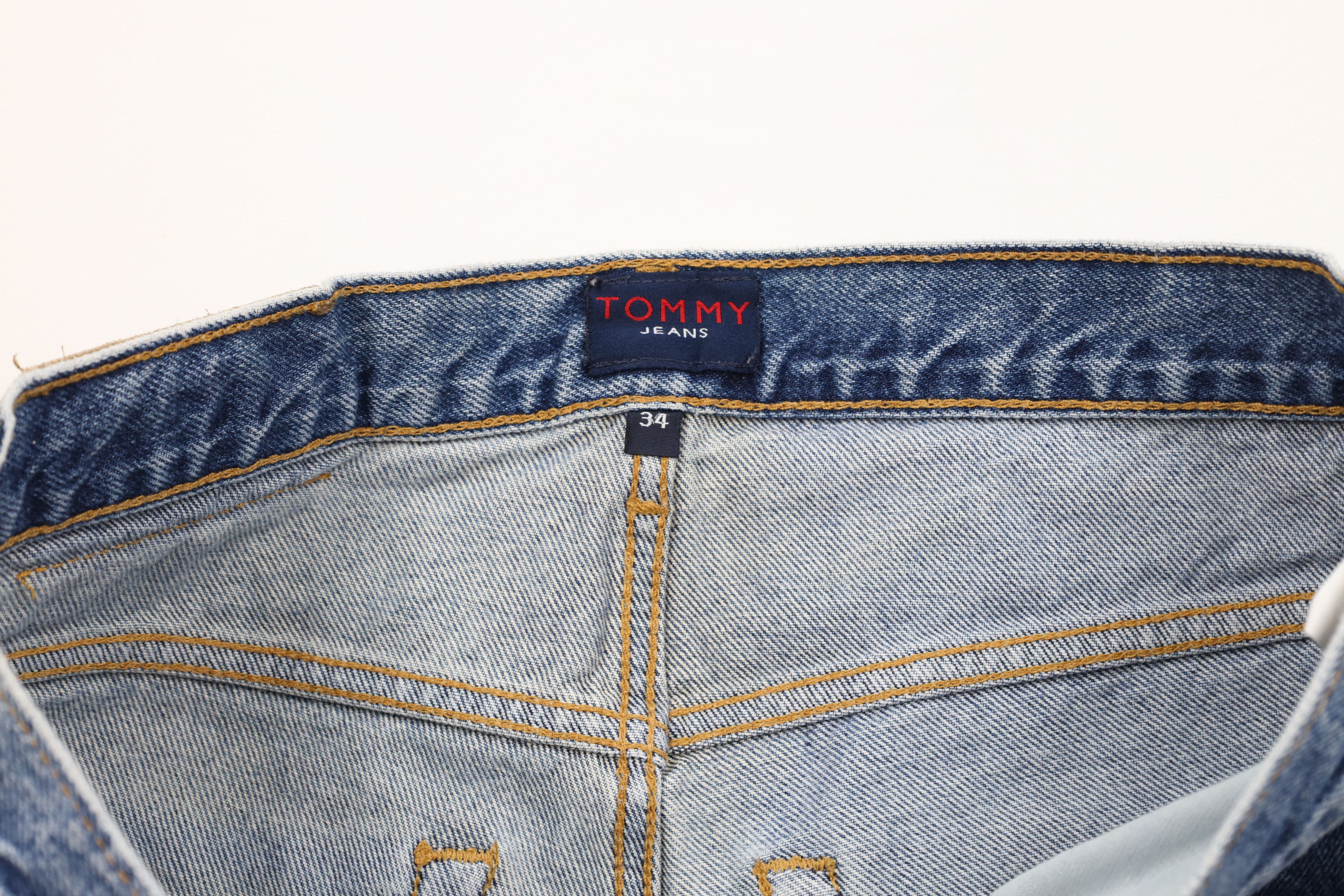 Tommy Hilfiger × Vintage Vintage 90s Tommy Hilfiger Denim Jean Shorts Jorts Blue Size US 34 / EU 50 - 6 Thumbnail