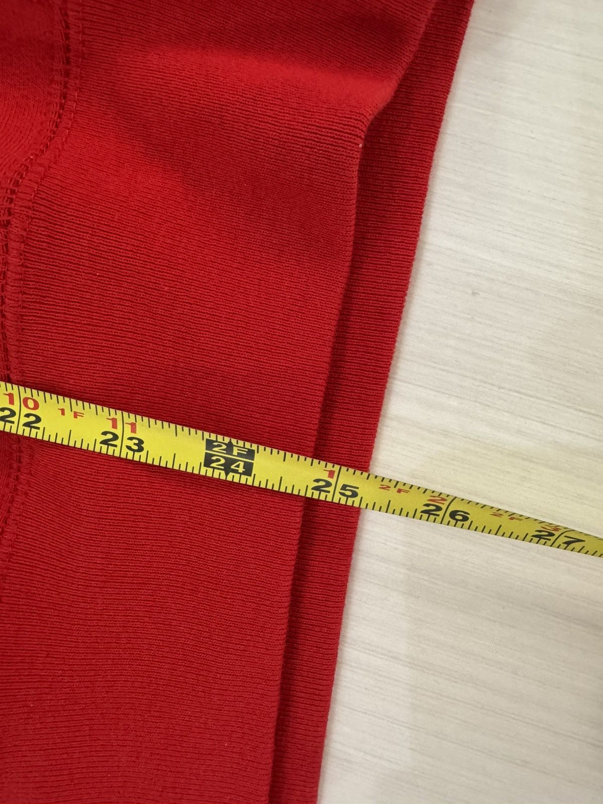 Supreme Supreme red on red box logo hoodie sz small FW23 used Size US S / EU 44-46 / 1 - 11 Thumbnail