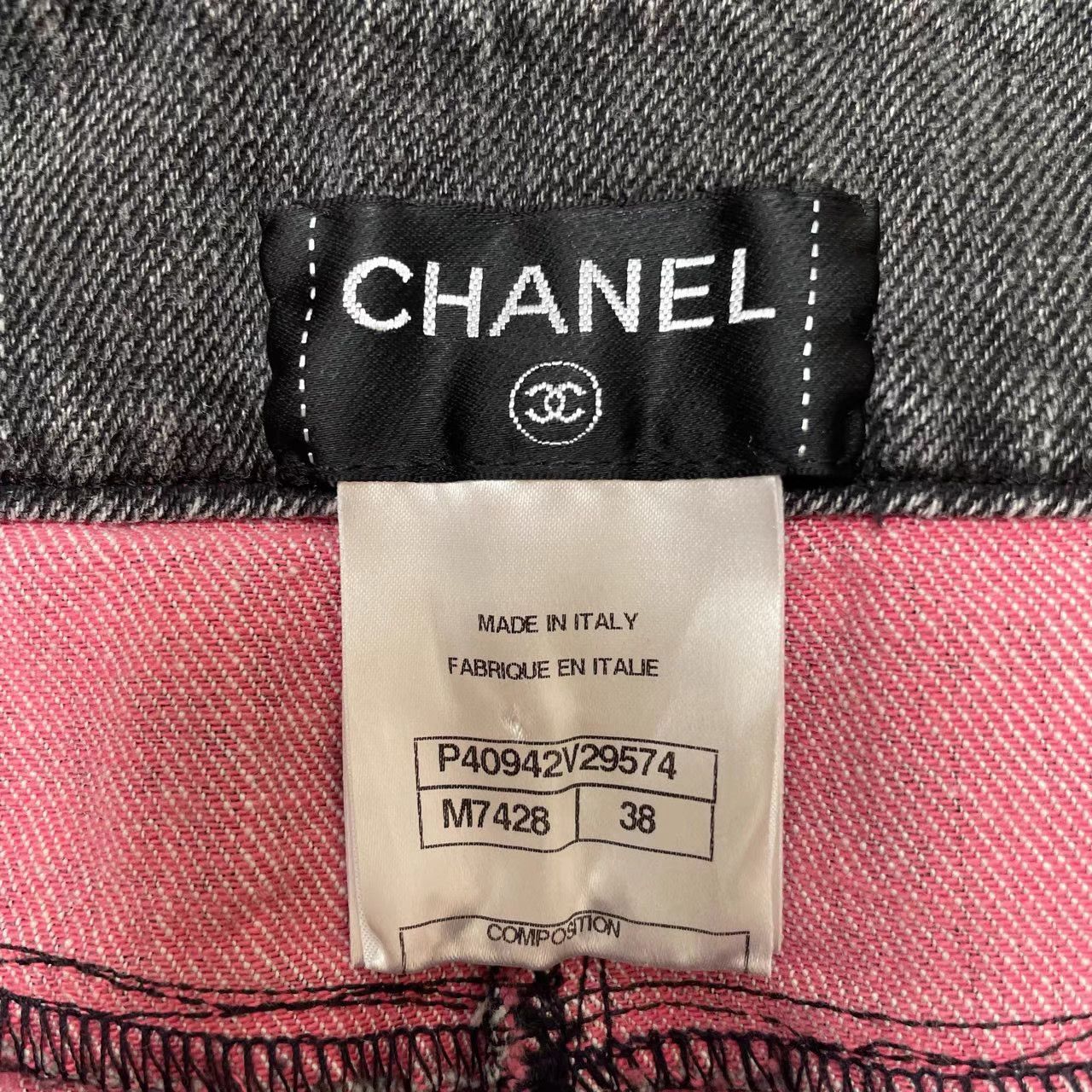 Chanel Chanel Distressed Washed Denim Mini Skirt K12 Size 26" / US 2 / IT 38 - 4 Thumbnail