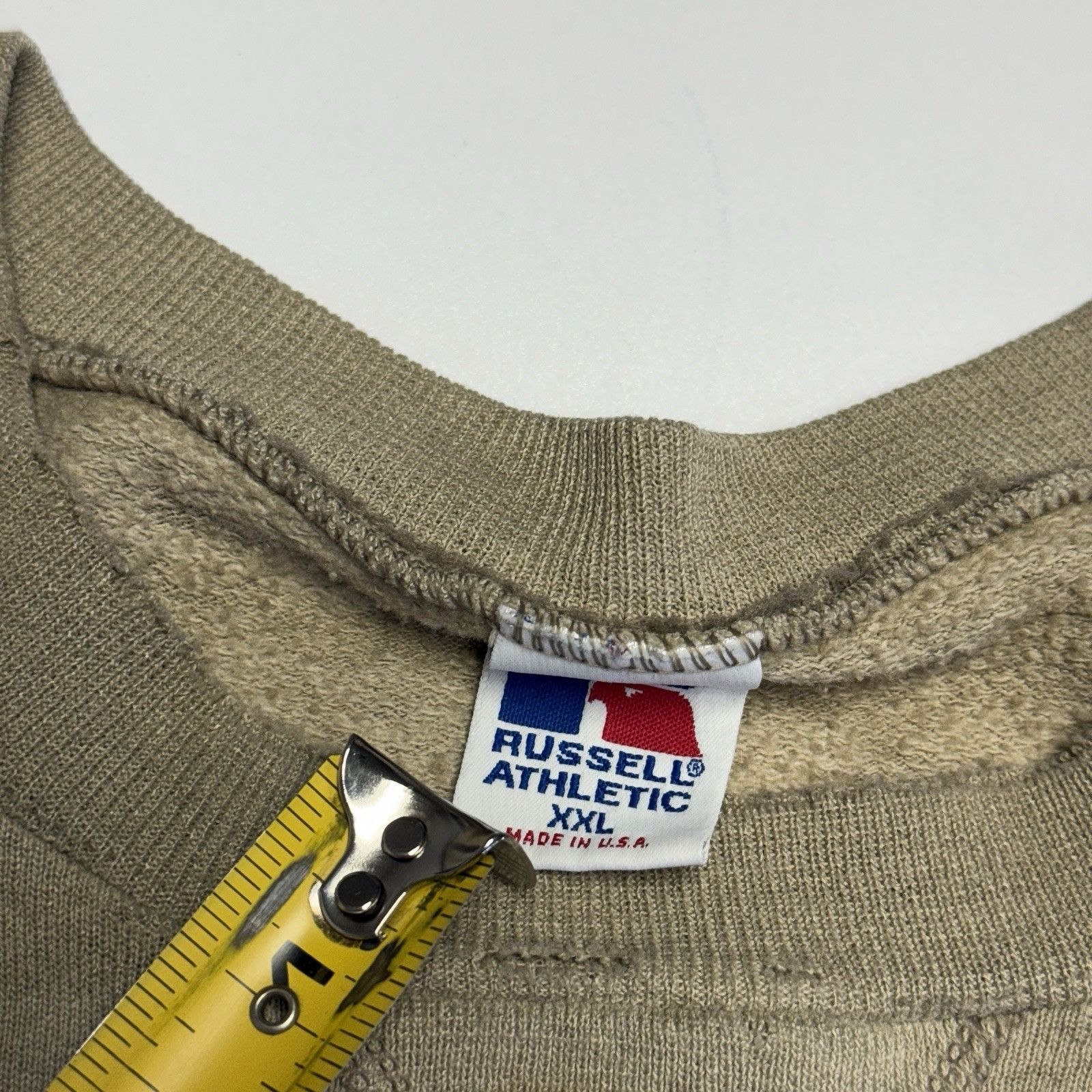 Russell Athletic Vintage Russell Athletic Sweatshirt Mens XXL 24.5x26 Tan Pul Size US XXL / EU 58 / 5 - 4 Thumbnail