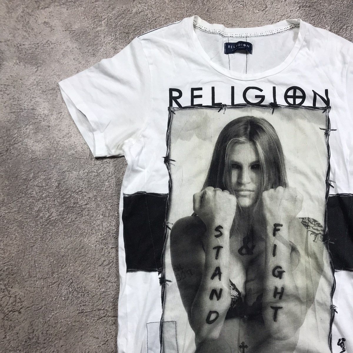 Vintage Vintage 90s Religion Graphic Tee Y2K Grunge Abstract Art S Size US S / EU 44-46 / 1 - 2 Thumbnail