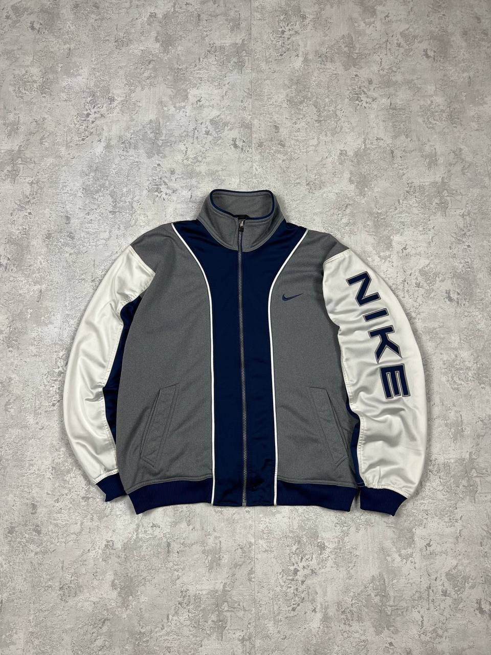 Nike Vintage Nike Track Jacket Big Logo Size US M / EU 48-50 / 2 - 1 Thumbnail