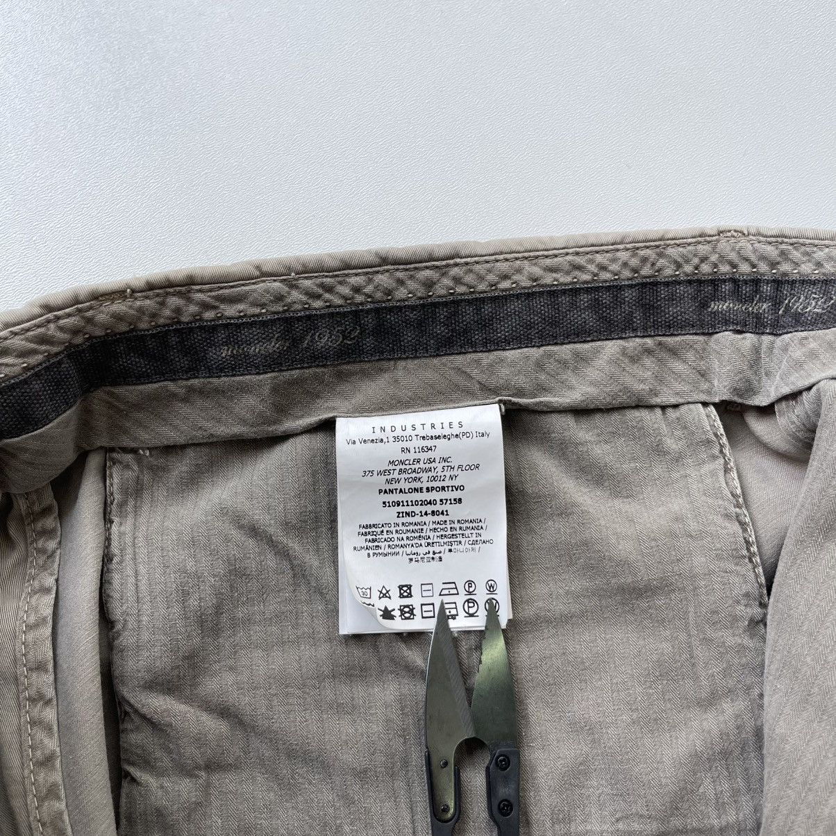 Moncler Moncler Garment Classic Slim Fit Chino Stretch Pants Beige Size US 36 / EU 52 - 11 Thumbnail