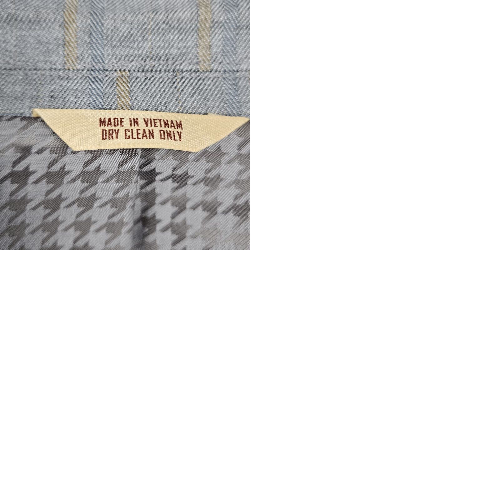 Haggar Haggar Co Originals Blazer Sport Coat 44R Grey Windowpane 2 Button Notch Single-Breasted Four-Button Double-Vented Mens Jacket Size 44R - 10 Thumbnail