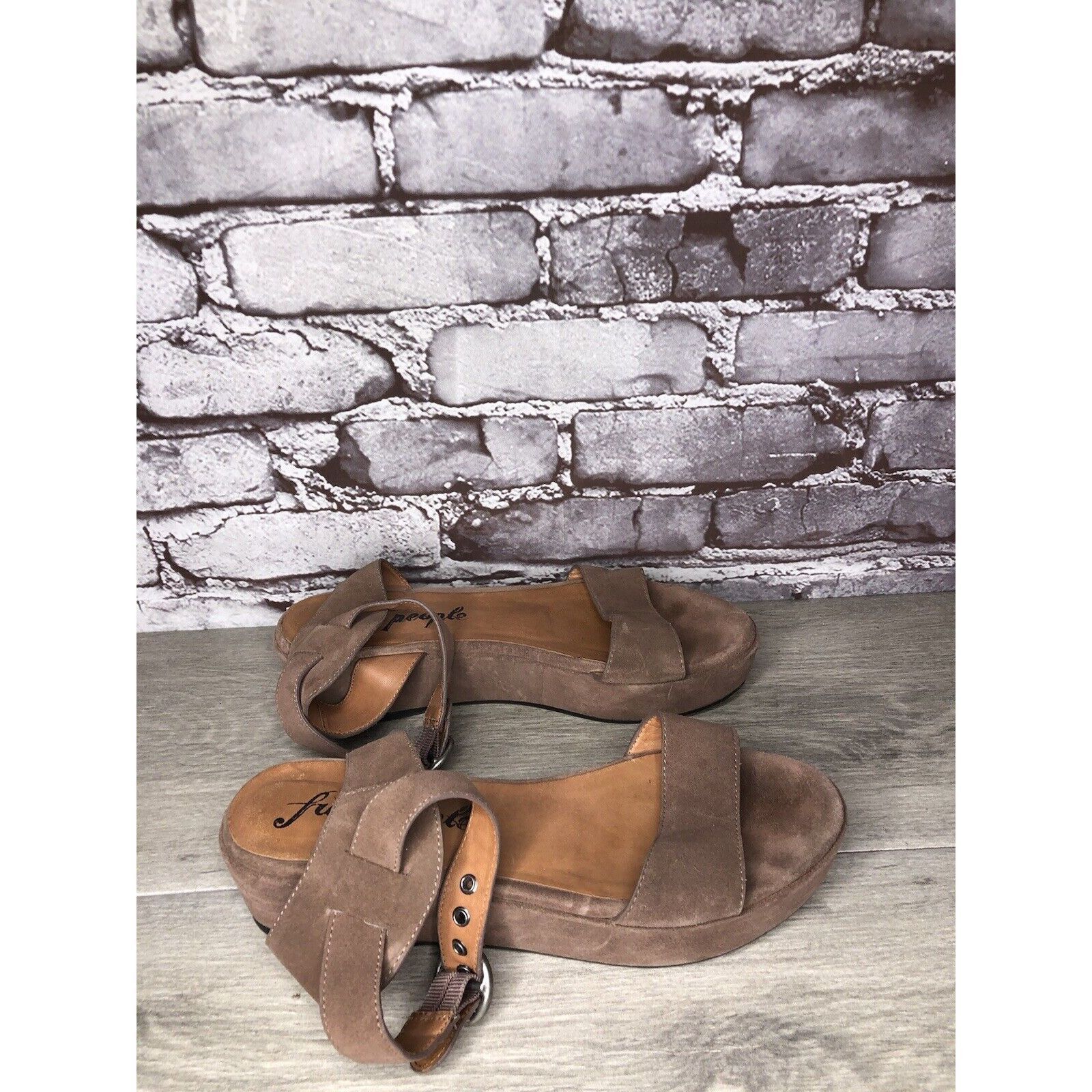 Free People Free People Plum Taupe Suede Platform Ankle Strap Sandals Wo Size US 8 / IT 38 - 16 Thumbnail