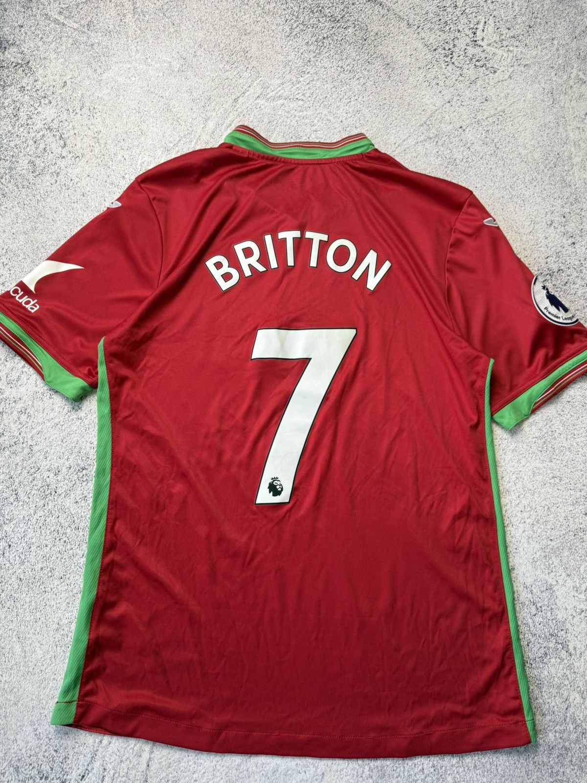 Vintage Mens FC SWANSEA CITY #7 Britton 2017 SOCCER FOOTBALL JERSEY Size US XL / EU 56 / 4 - 19 Thumbnail