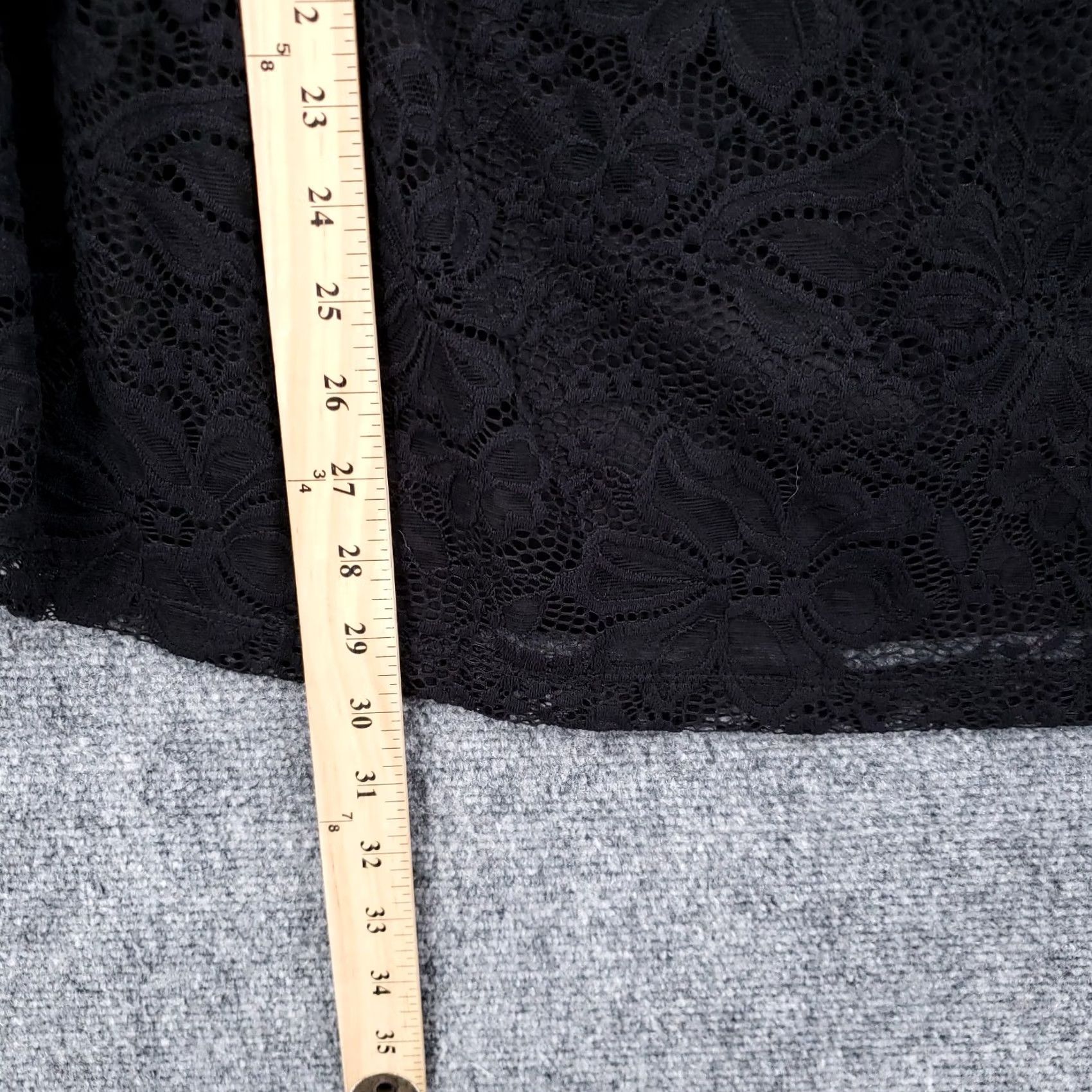 Croft & Barrow Croft & Barrow Top Womens 1X Plus Black Overlay Floral Lace Flared Sleeve Size XL / US 12-14 / IT 48-50 - 6 Thumbnail
