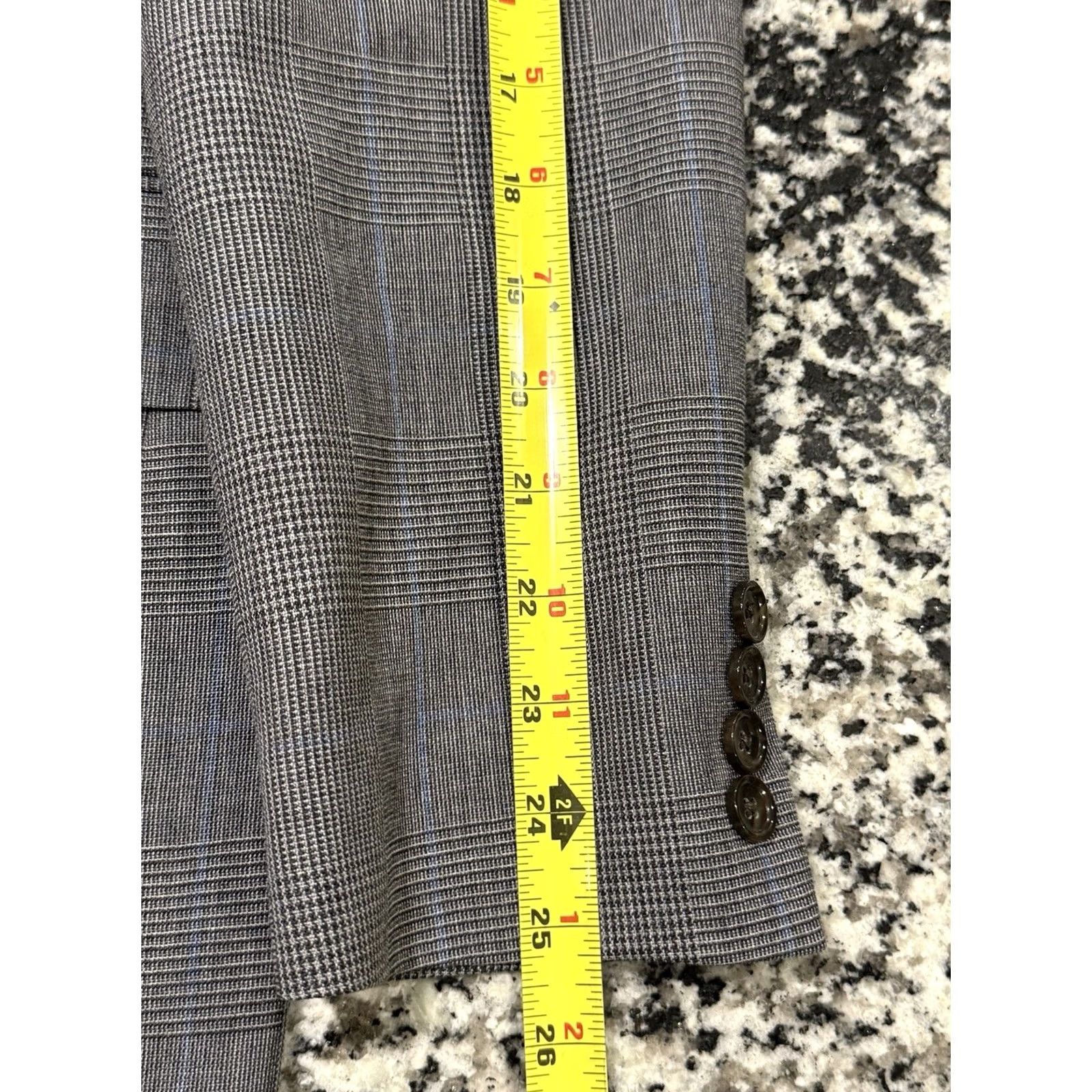 J.Crew J. Crew Blazer Mens Wool Tollegno 1900 Italian Fabric Notch Lined Double-Vented Gray Plaid 40 Regular Travel Holiday Christmas Blazer Size 40R - 7 Thumbnail