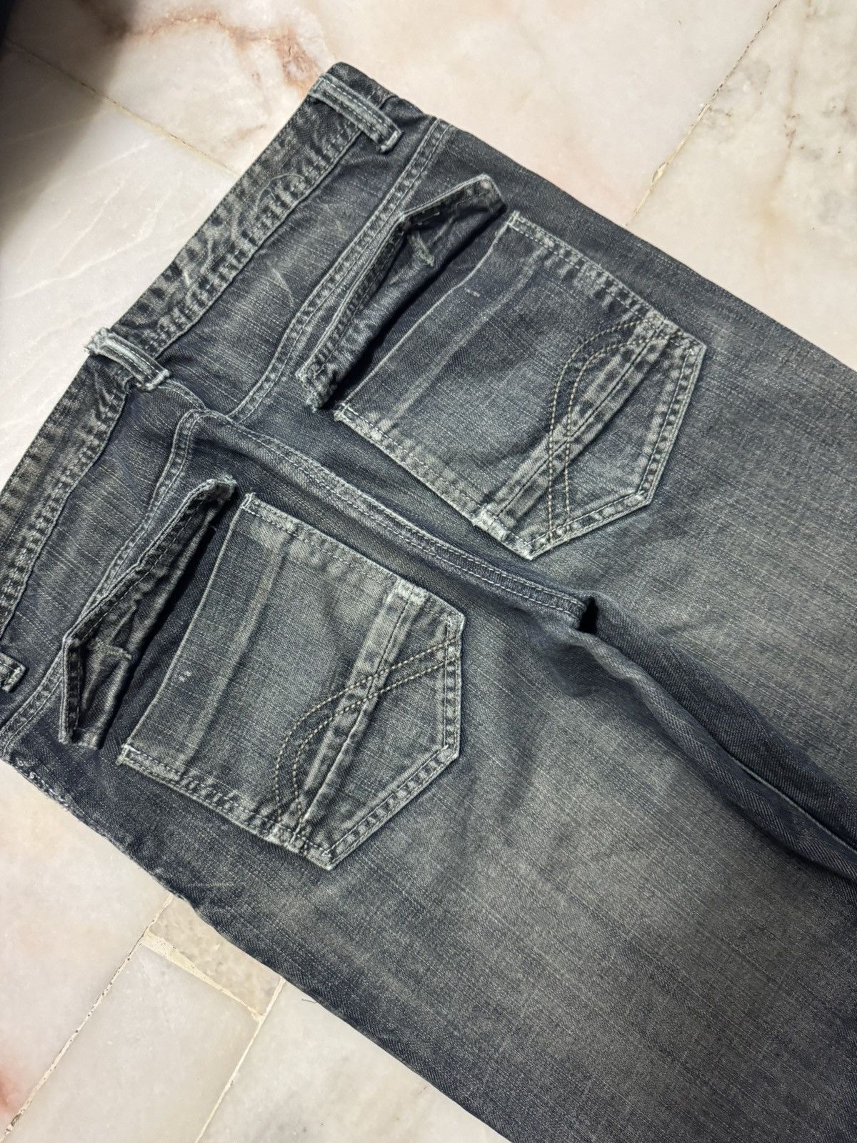 Japanese Brand 💥GRUNGE💥90's STYLE INSANE JULES CLAWMARK DISTRESS DARK JEANS Size US 33 - 16 Thumbnail