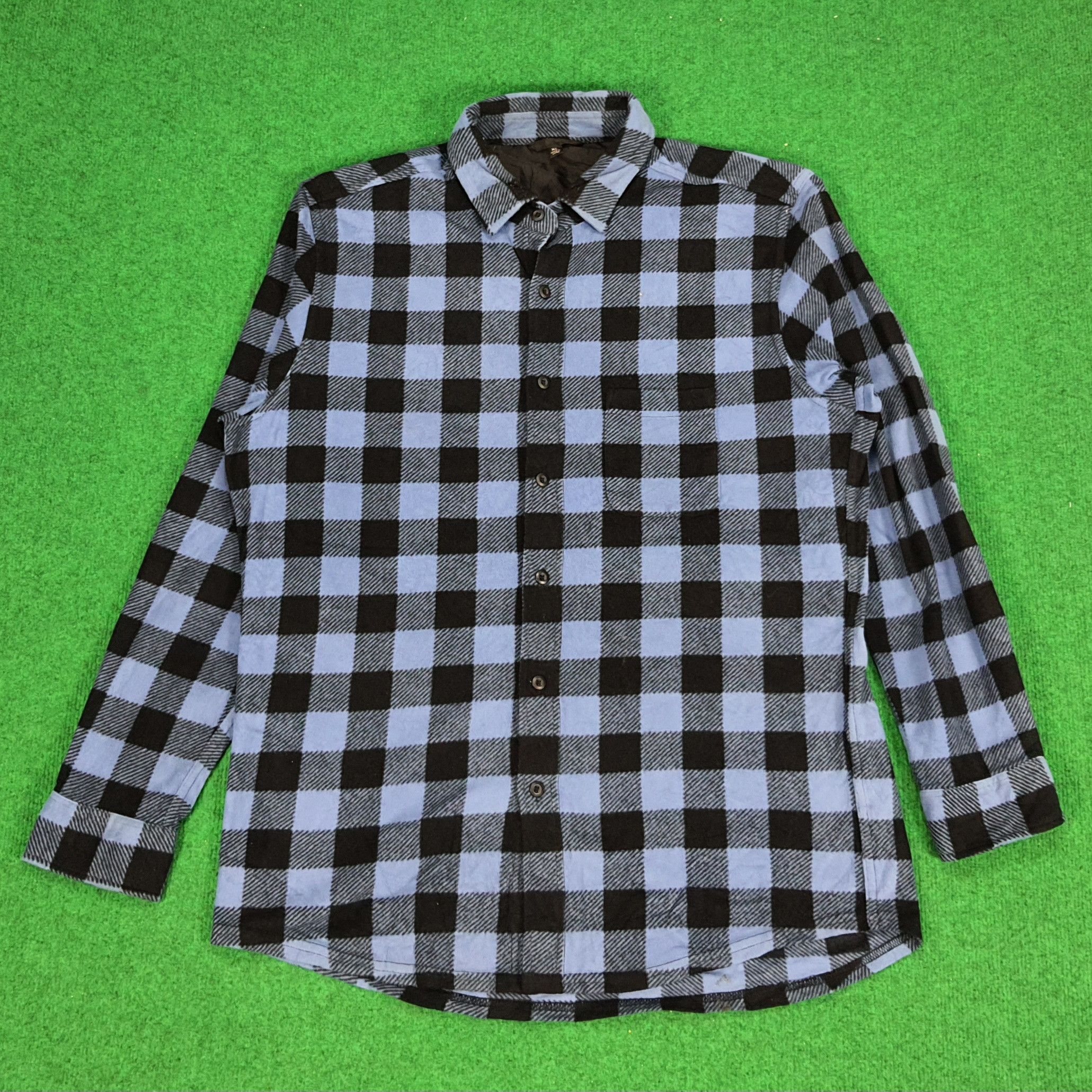 Japanese Brand × Uniqlo × Vintage Vintage Uniqlo Flannel Custom Skull Logo Button Up shirt Size US L / EU 52-54 / 3 - 2 Thumbnail