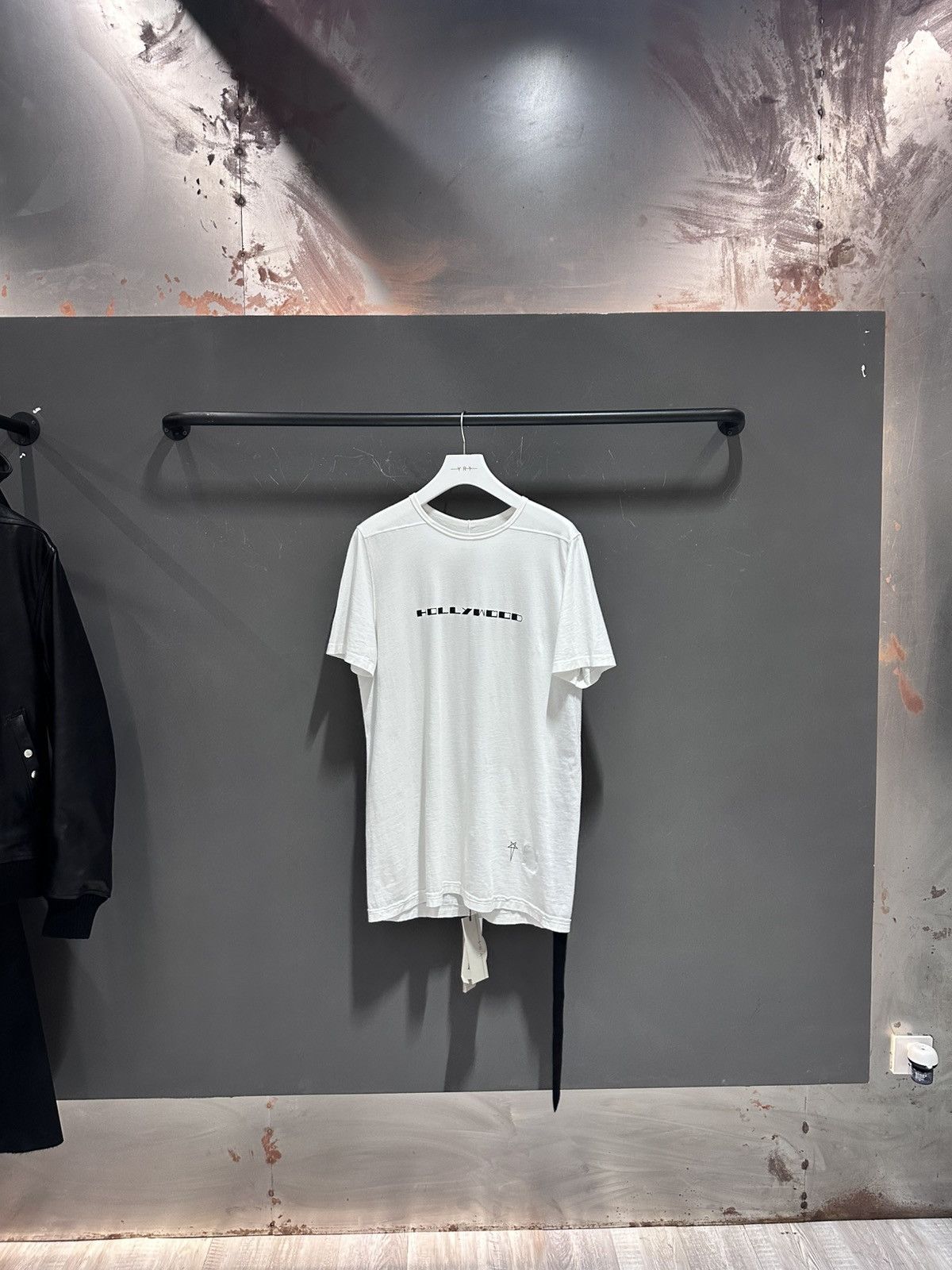 Rick Owens Drkshdw Rick owens drkshdw hollywood Level T Size US M / EU 48-50 / 2 - 1 Thumbnail