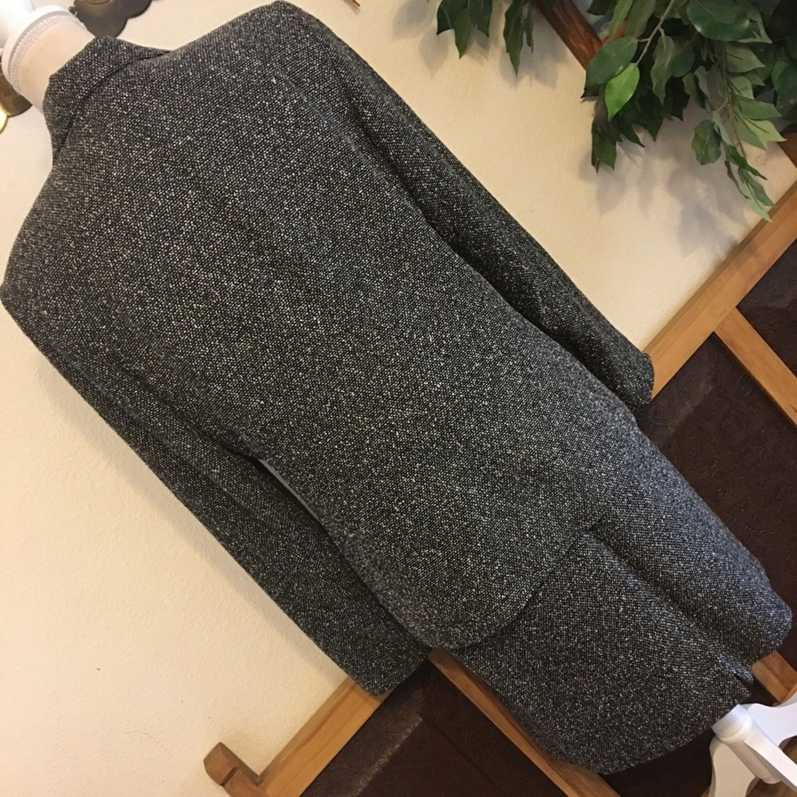 Vintage Villager black & white boucle career skirt suit 10 Size L / US 10 / IT 46 - 8 Thumbnail
