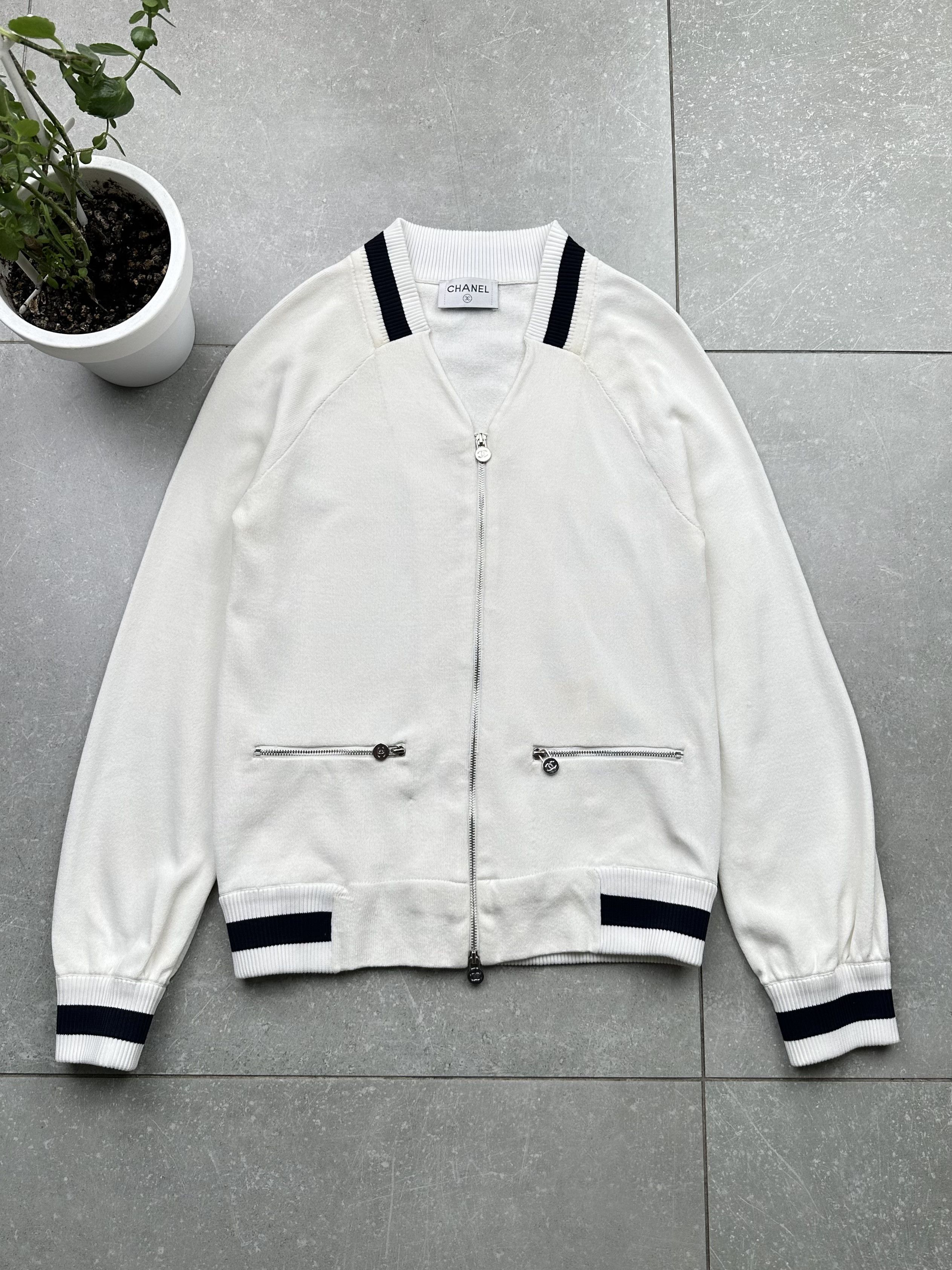 image of Italian Designers x Vintage Chanel Vintage Jacket in White, Women's (Size XS)