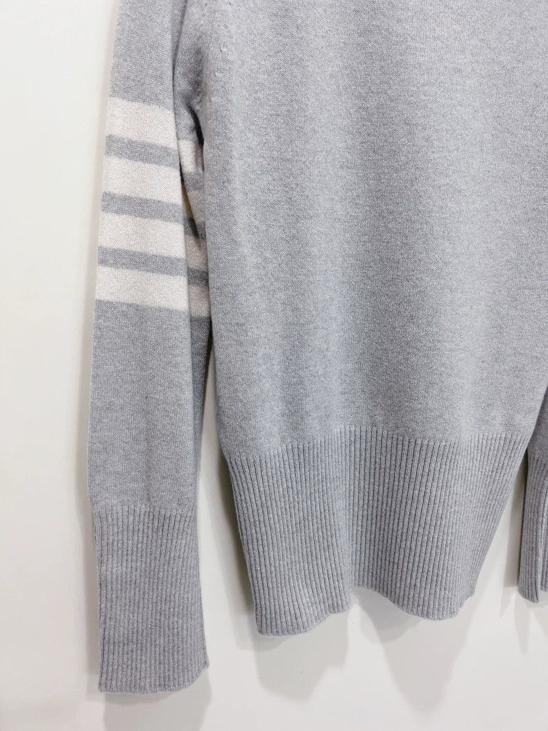Thom Browne Thom browne Four-bar light gray pullover cashmere sweater 2 Size S / US 4 / IT 40 - 5 Thumbnail