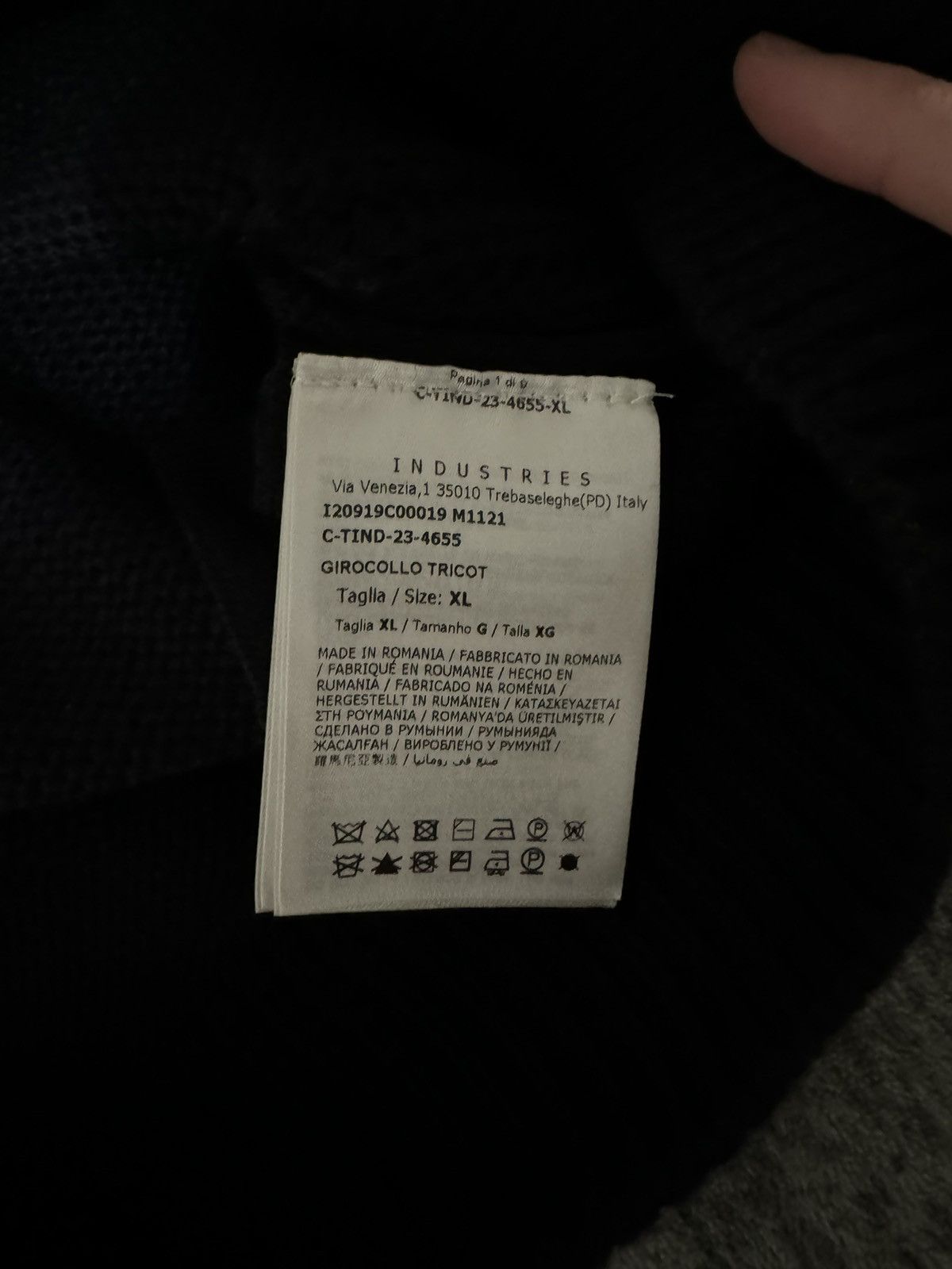 Moncler Moncler Men's Crew Knit in navy Size US XL / EU 56 / 4 - 5 Thumbnail