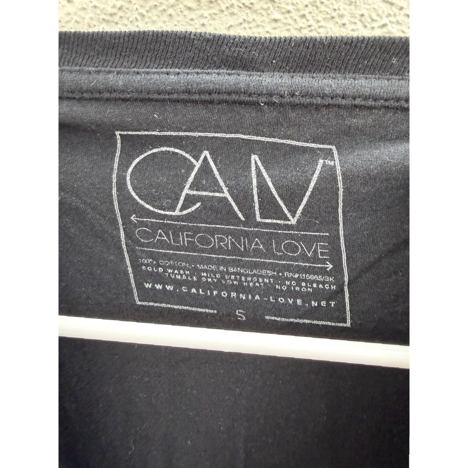 Vintage CALV California Love Mens T-Shirt Short Sleeve Black Graphic Palm Tree Size Small Size US S / EU 44-46 / 1 - 3 Thumbnail