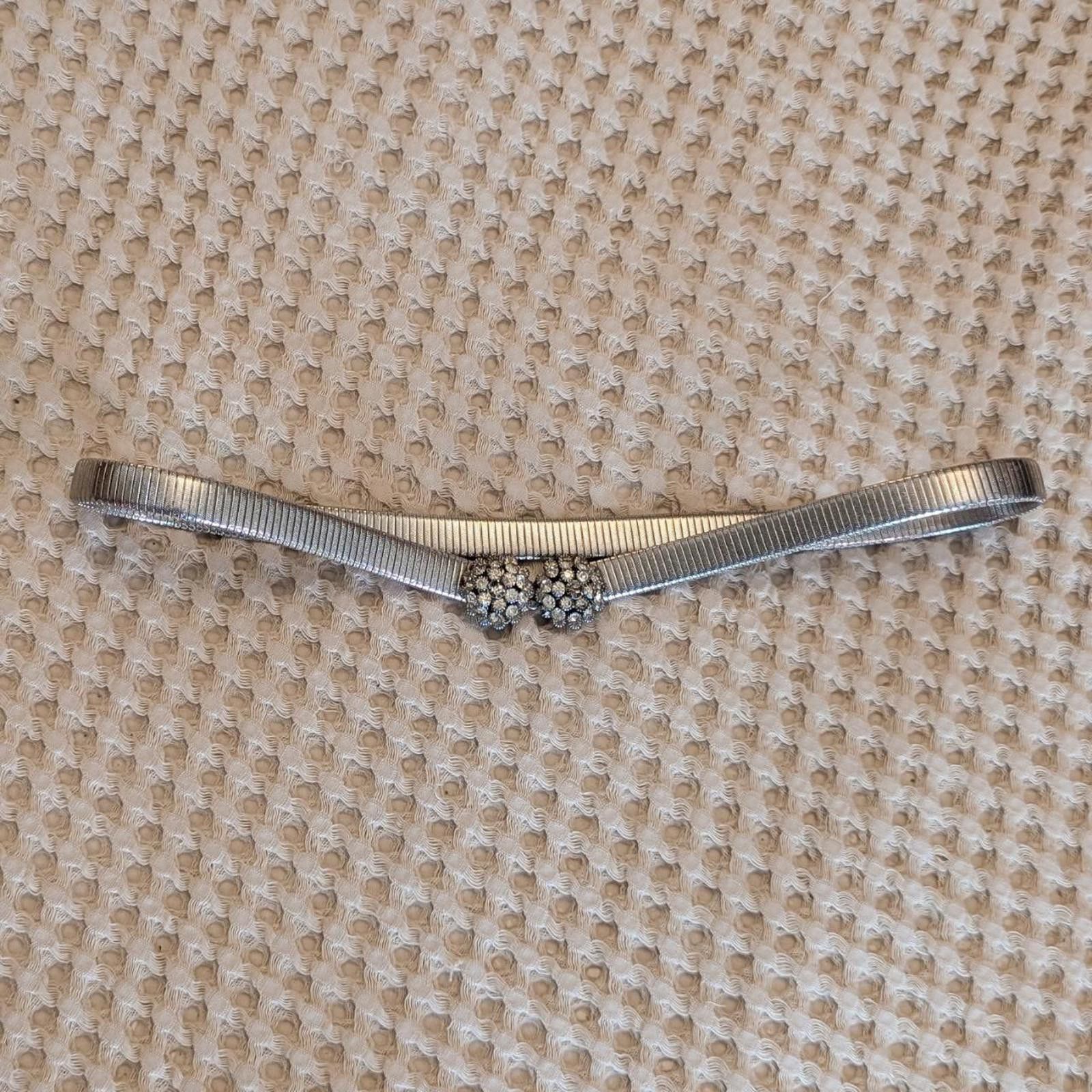 Other Retro Silver Coiled Stretch Jeweled Waist Belt Size ONE SIZE - 1 Thumbnail