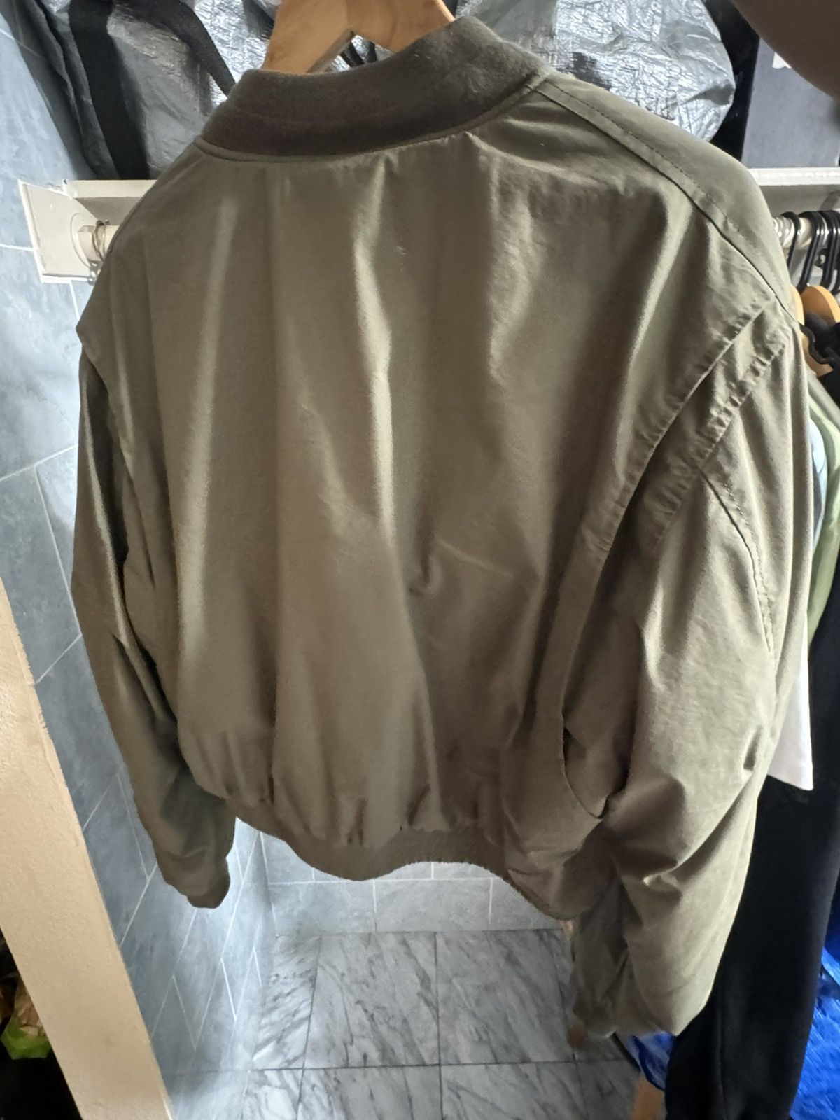 Givenchy Men’s Givenchy Green Khaki Cropped Utility Bomber Size US L / EU 52-54 / 3 - 5 Thumbnail