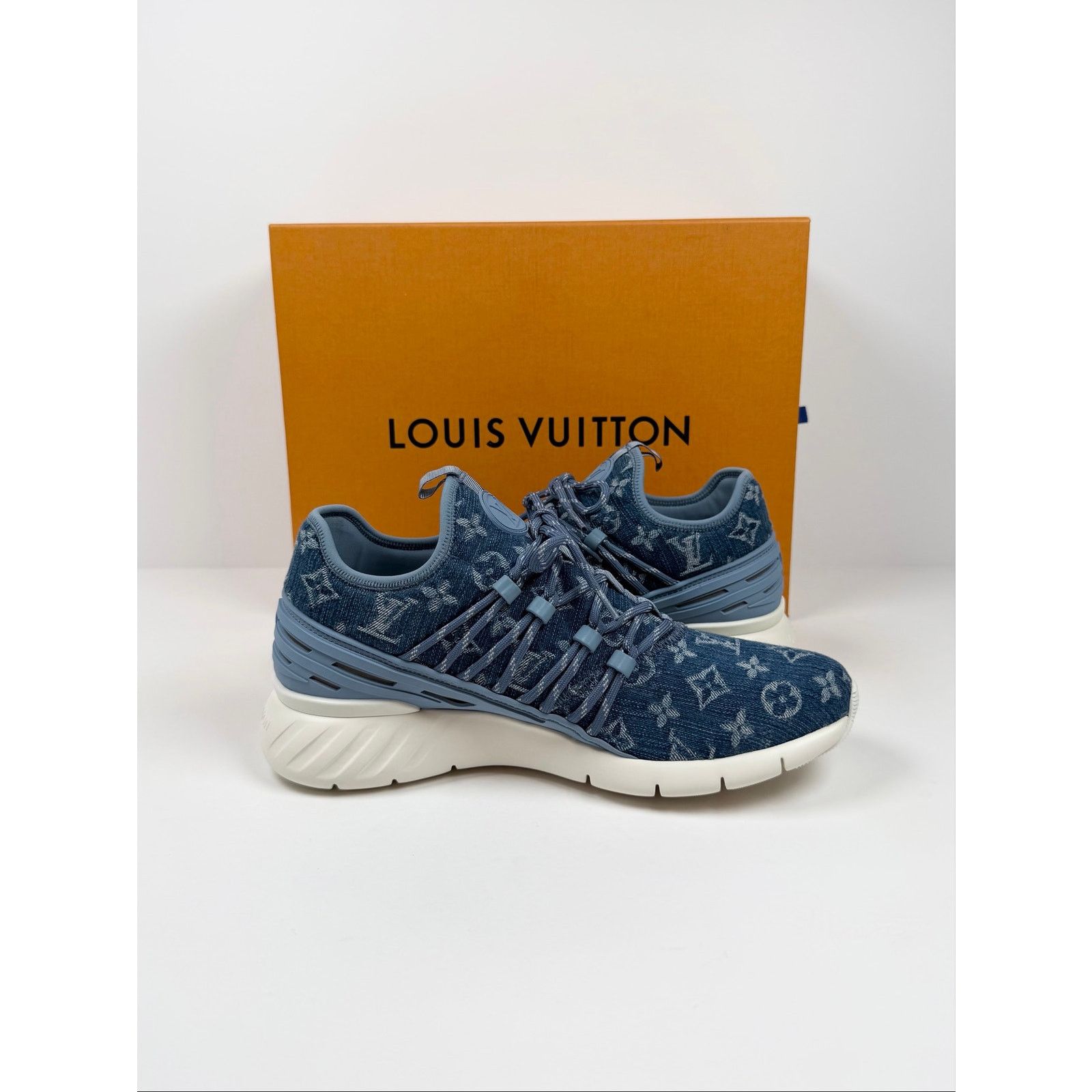 Louis Vuitton Size 7LV/8US - Louis Vuitton Denim Fastlane Sneakers NEW Size US 8 / EU 41 - 5 Thumbnail