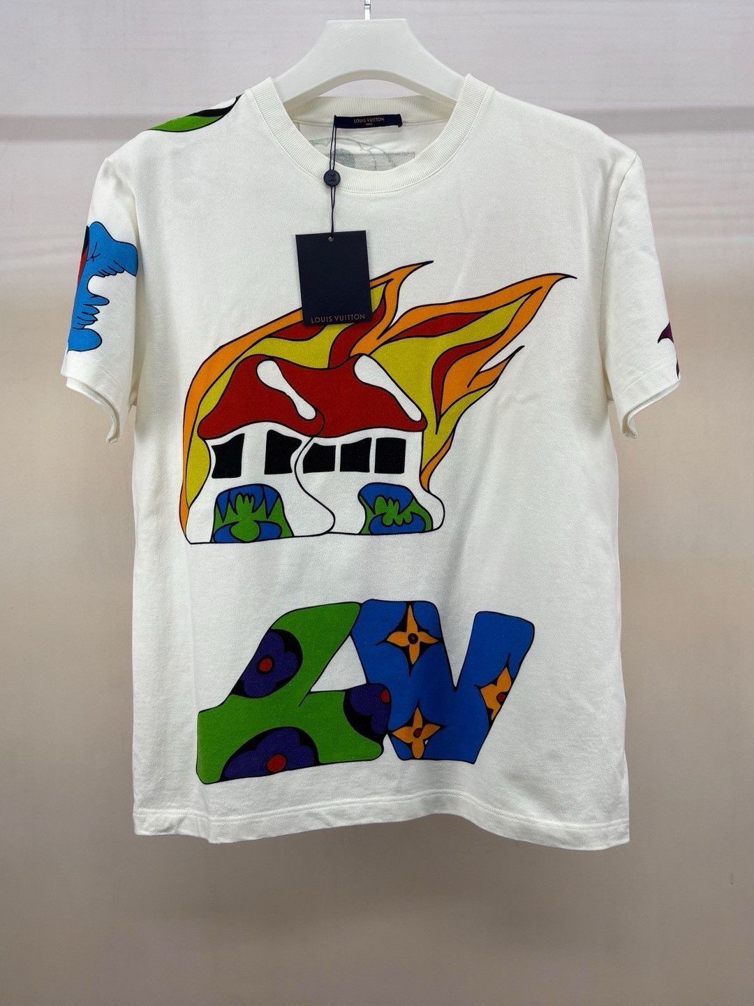 Louis Vuitton Louis Vuitton Cartoon Graphic T-Shirt Size XS Size US XS / EU 42 / 0 - 1 Thumbnail