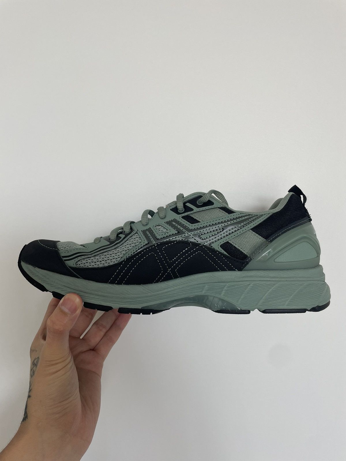 Asics × Kiko Kostadinov KIKO KOSTADINOV ASICS Gel Burz 2 Seafoam/SlateGrey/MintGreen Size US 8.5 / EU 41-42 - 7 Thumbnail